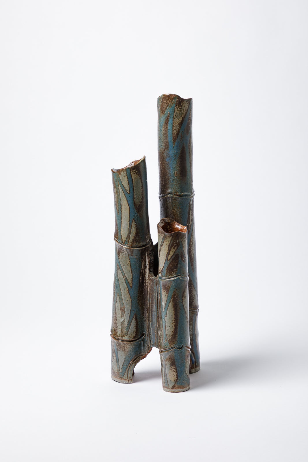 Large tubular vase « Bambou » in black glazed stoneware by Jean-Pierre Bonardot. 
Artist monogram under the base. Unique piece, circa 1990.
H : 25.2’ x 3.9’ x 5.1’ inches.