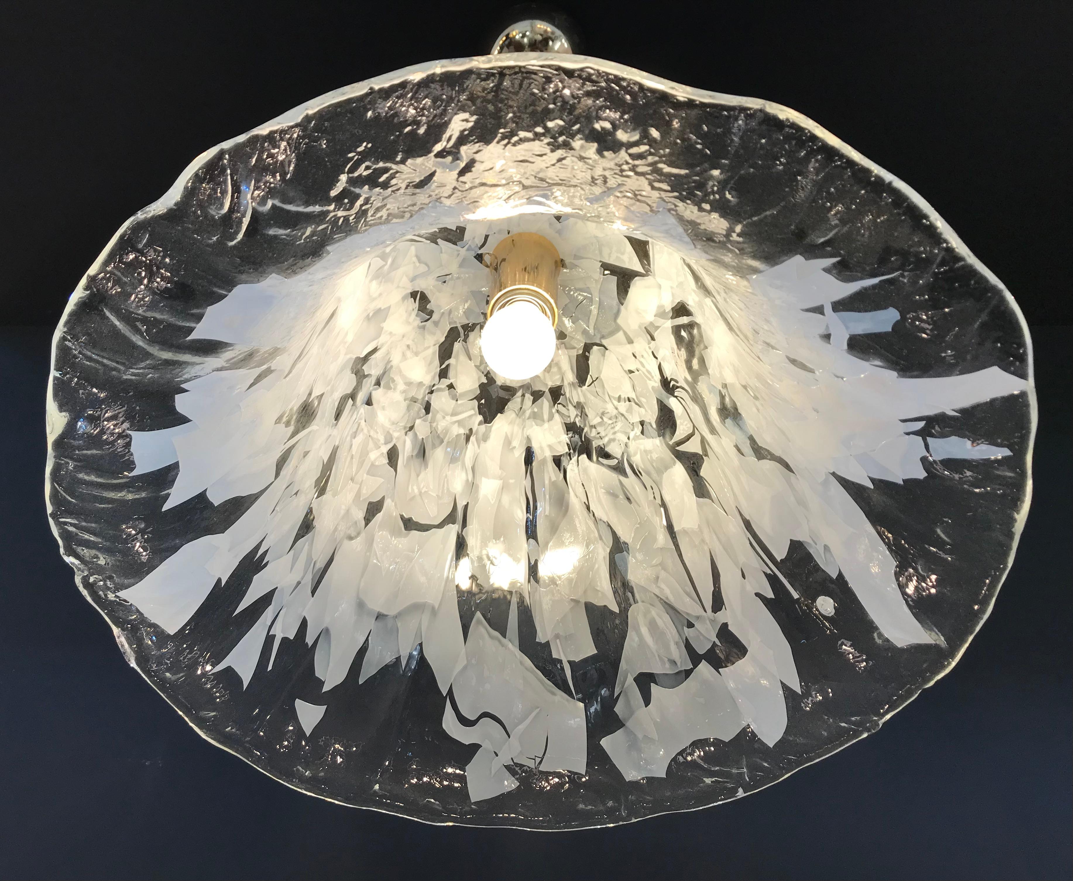 Mid-Century Modern Large Tulip Murano Glass Pendant Lamp by Carlo Nason For Sale
