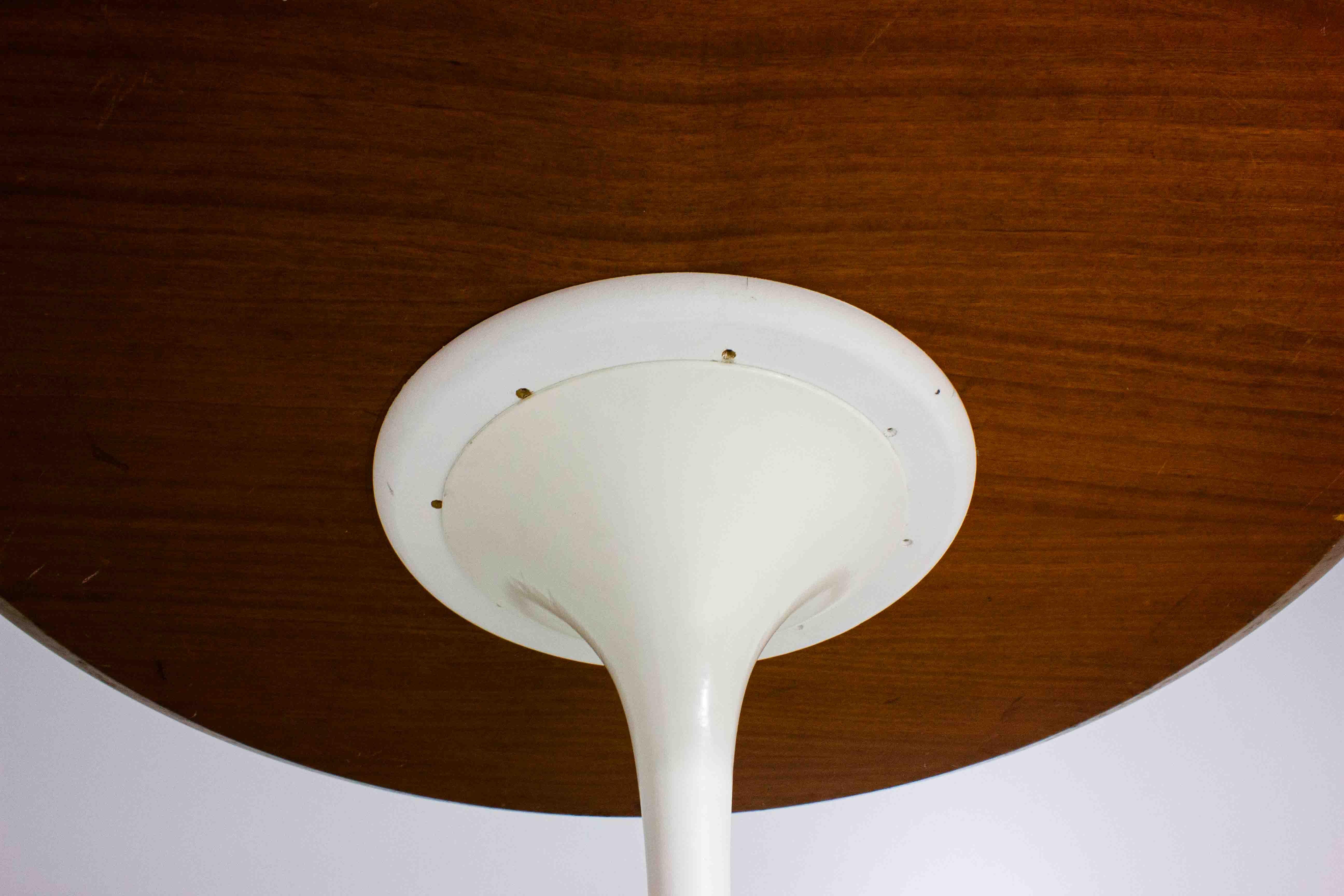 Grande table tulipe avec plateau en bois par Eero Saarinen, Knoll International 1970 5