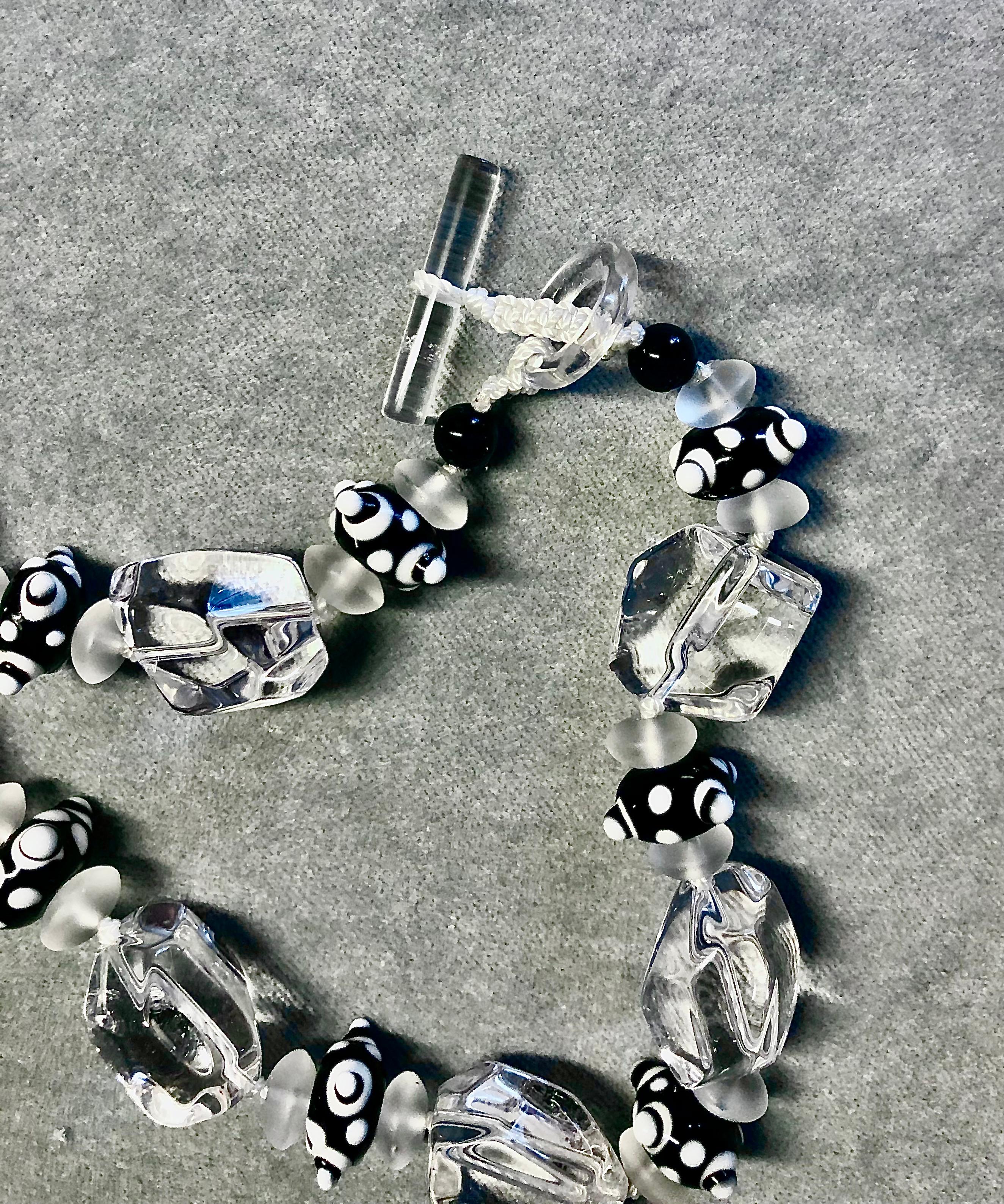 Große Halskette aus gewölbtem Bergkristall-Nugget und venezianischen Perlen im Vintage-Stil im Zustand „Neu“ im Angebot in New Orleans, LA