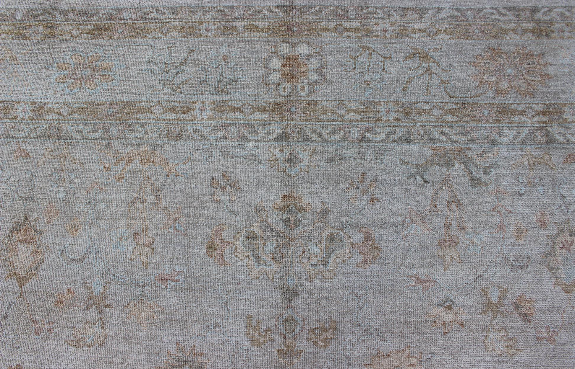 Grand tapis turc Oushak en angora avec motif floral imprimé sur toute sa surface, Neutral Co en vente 7