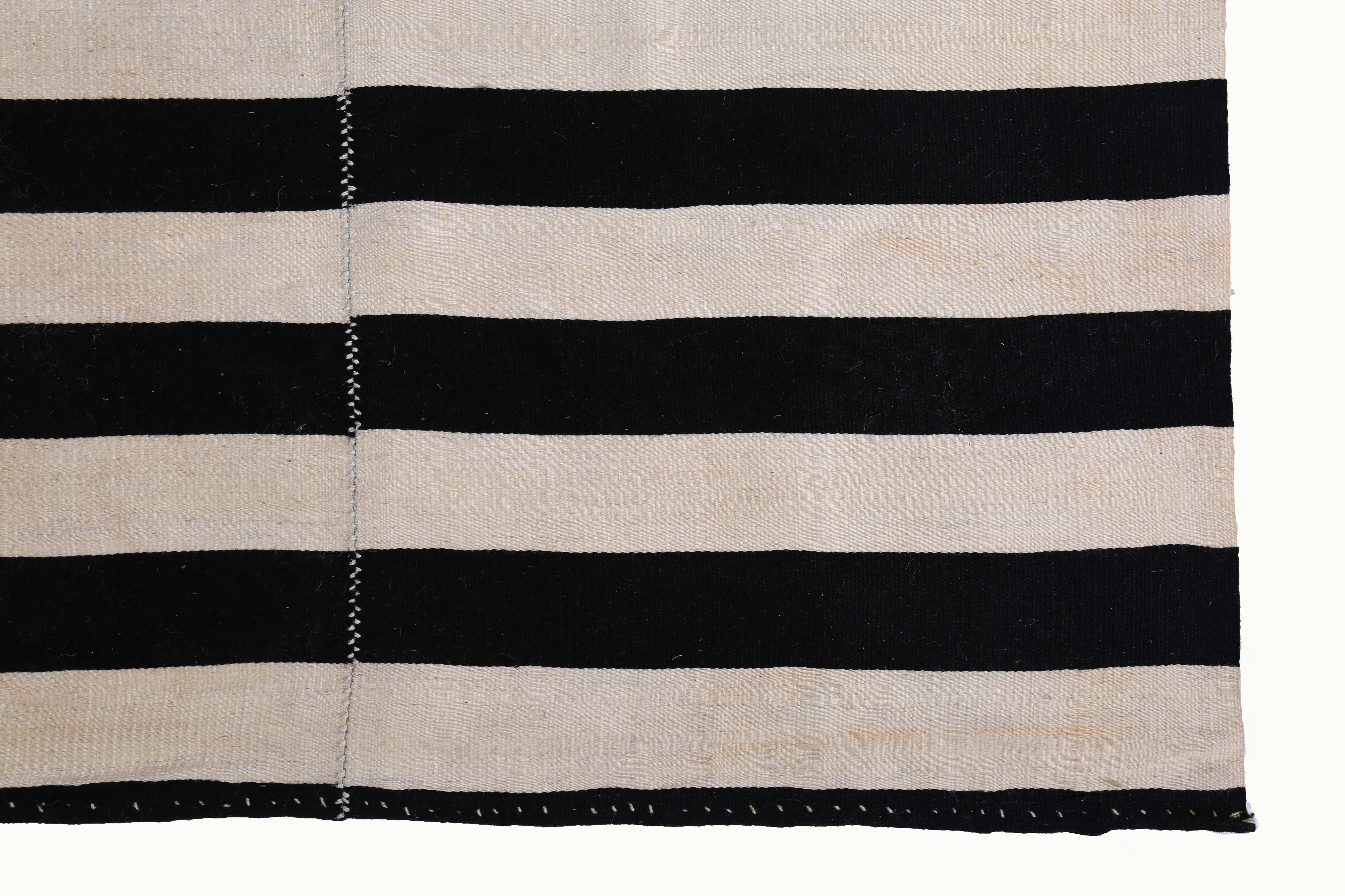 Large Turkish Kilim Rug with Black Stripes on Ivory Field In New Condition For Sale In Dallas, TX
