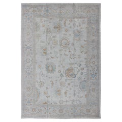 Grande tappeto turco Oushak con tavolozza di colori neutri di Keivan Woven Arts