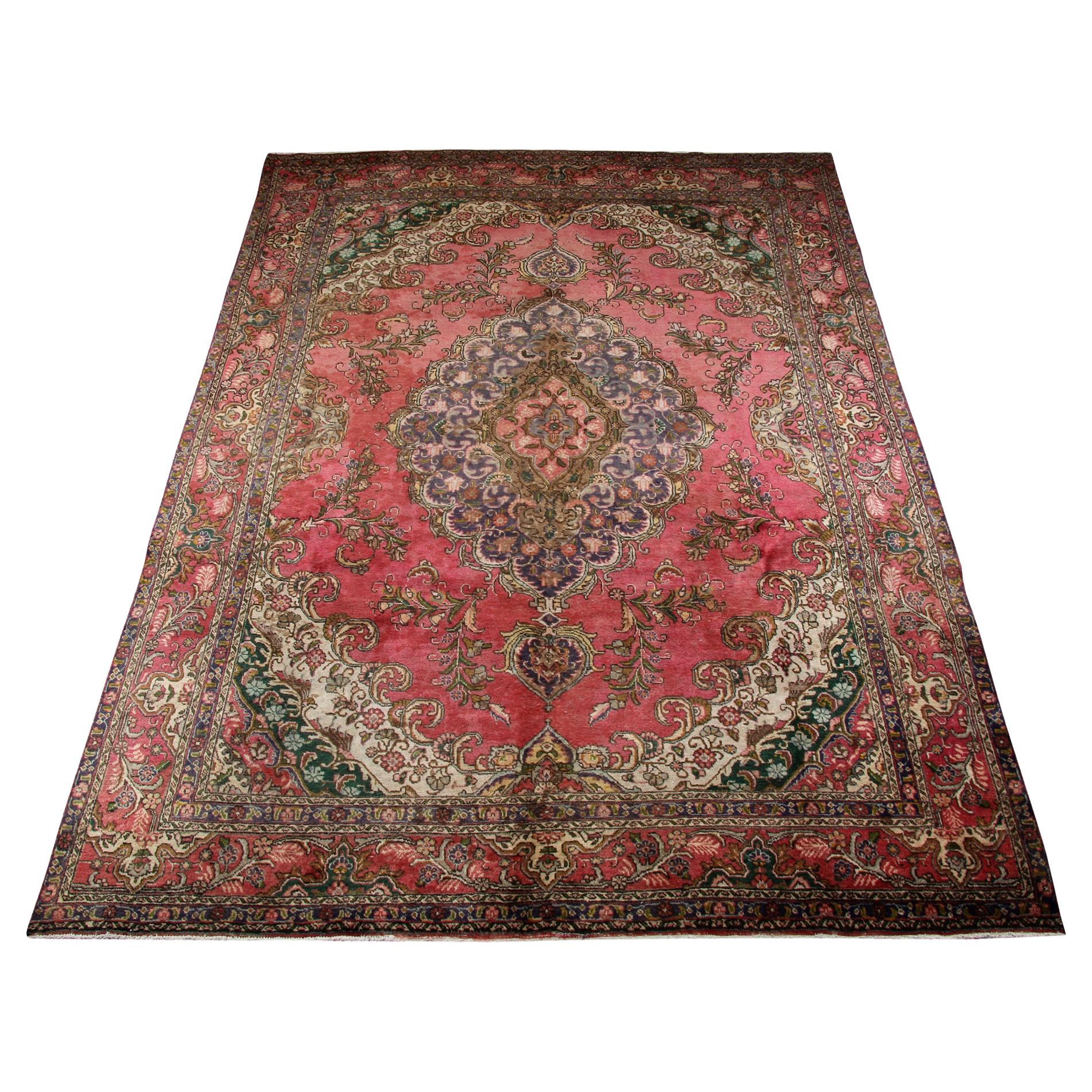 Großer türkischer Vintage-Teppich aus roter Wolle, handgefertigt im Angebot