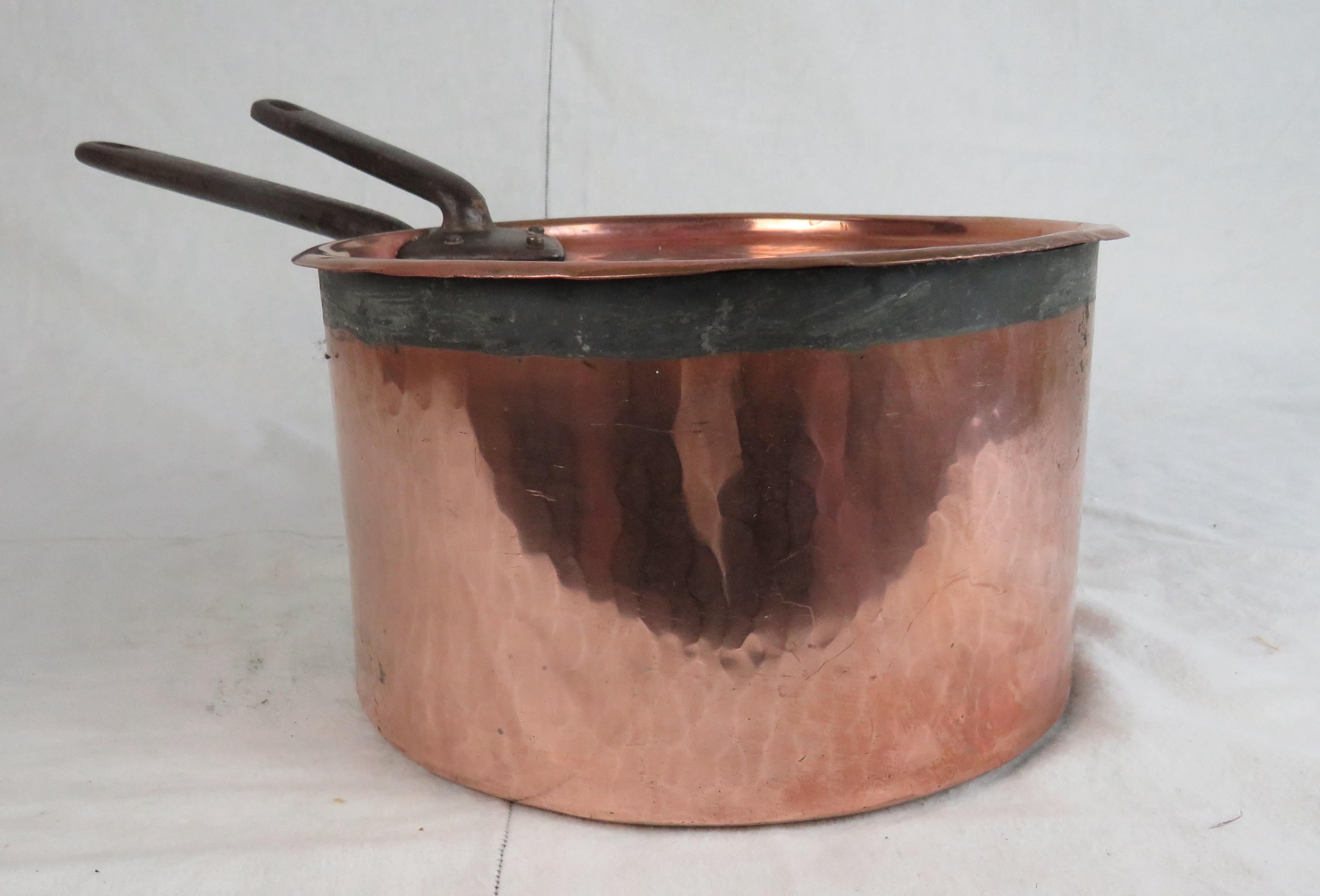 Large Turn of the Century Antique Copper Pot with Handled Copper Lid In Good Condition For Sale In Nantucket, MA