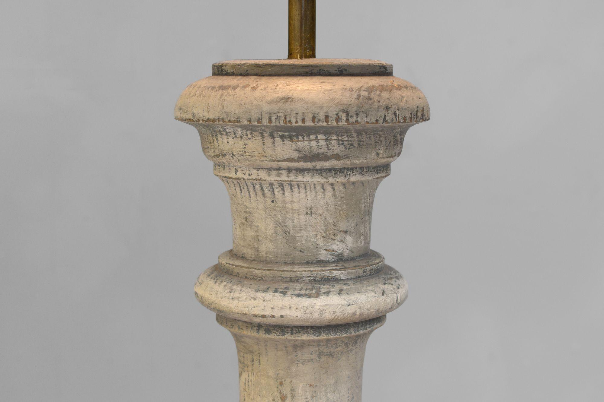 Early 20th Century Large Turned Column Lamp For Sale