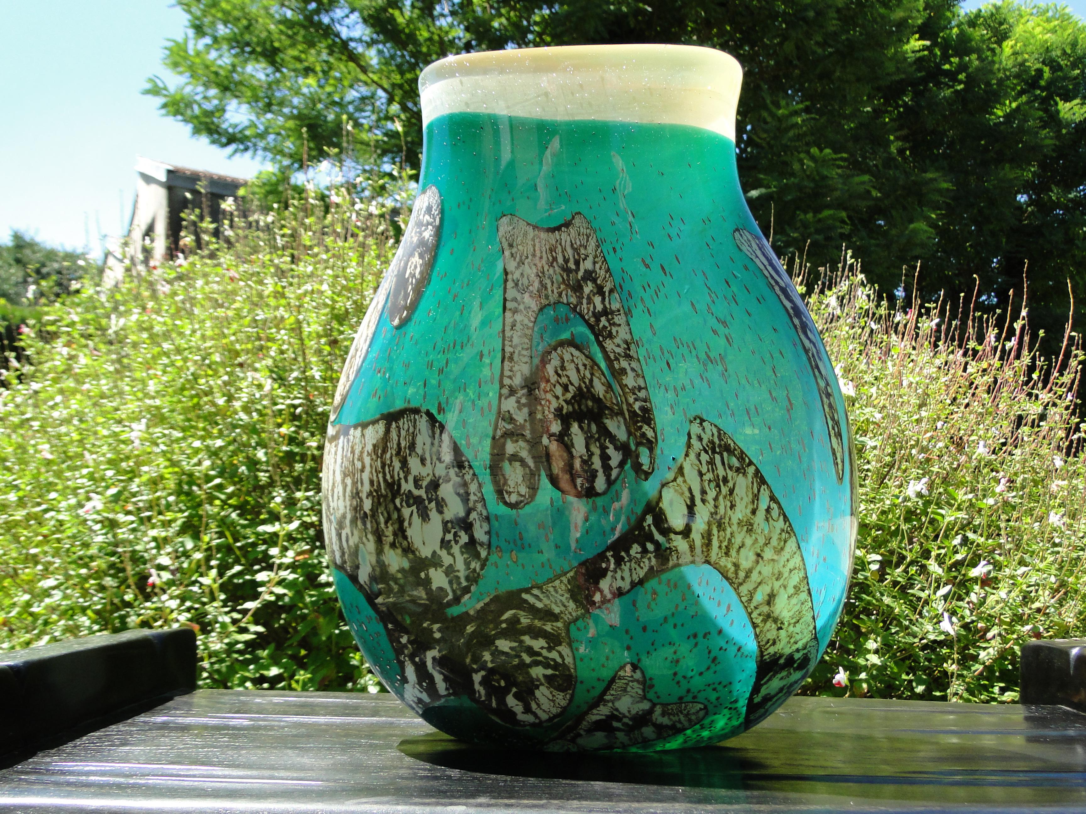 vase en verre bleu turquoise