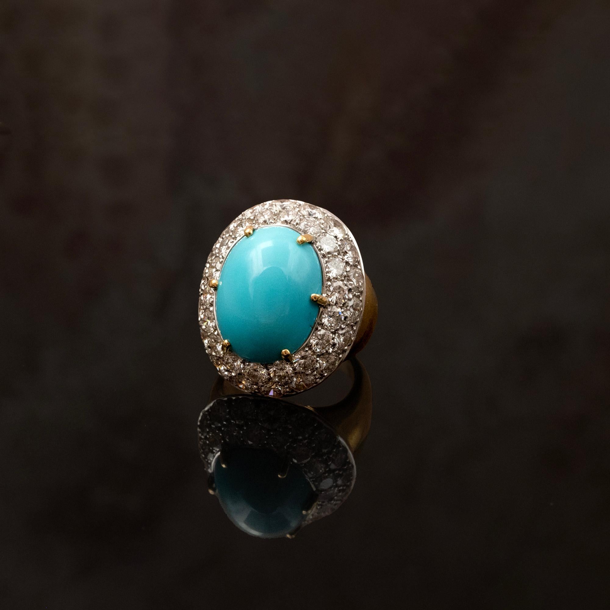 Contemporary Important Turquoise Diamond 18Kt-Gold Cocktail Ring For Sale
