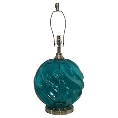 Grande lampe de bureau en verre turquoise