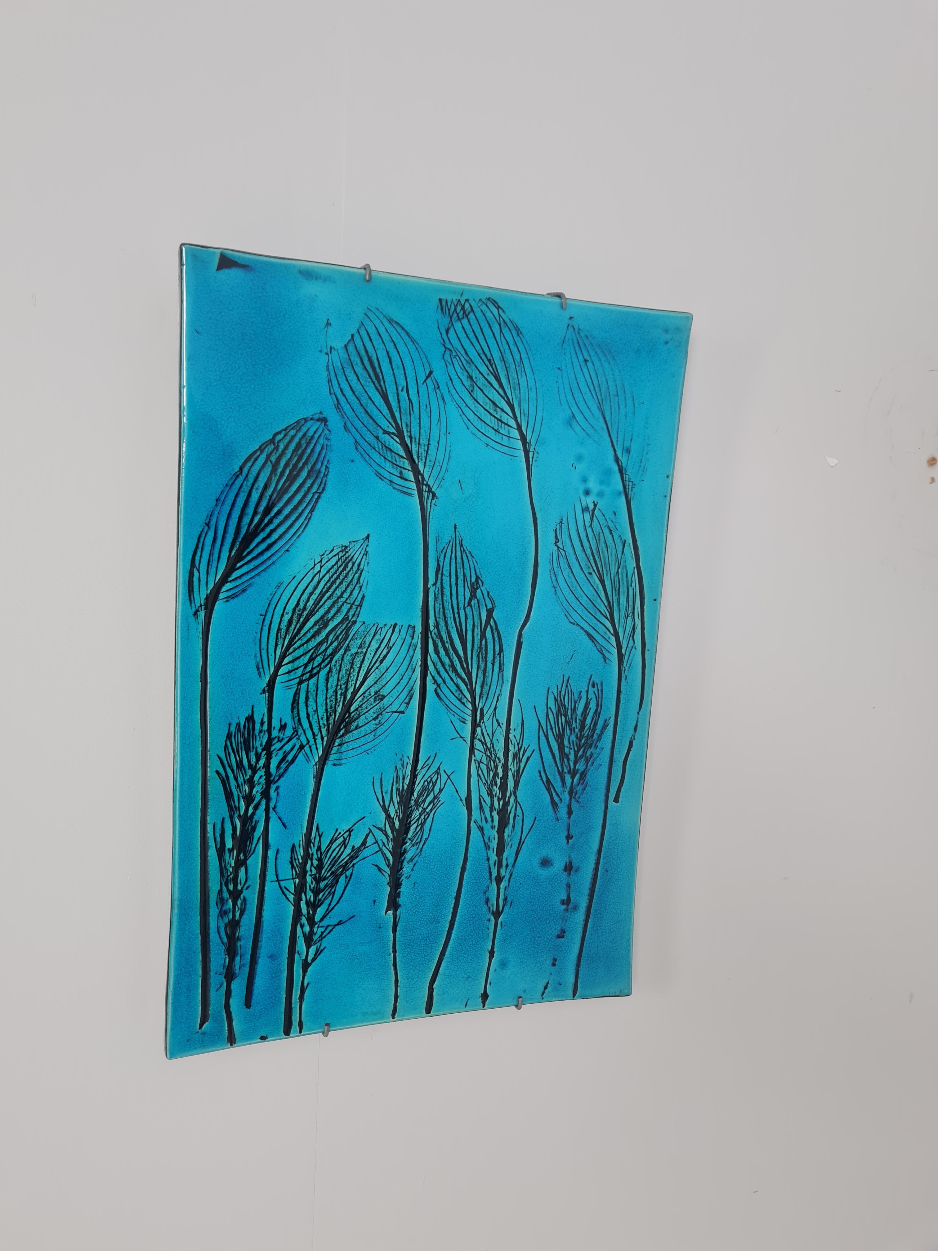 Finlandais Grand relief mural à motif de feuilles en turquoise Toini Muona pour Arabia, années 1950 en vente