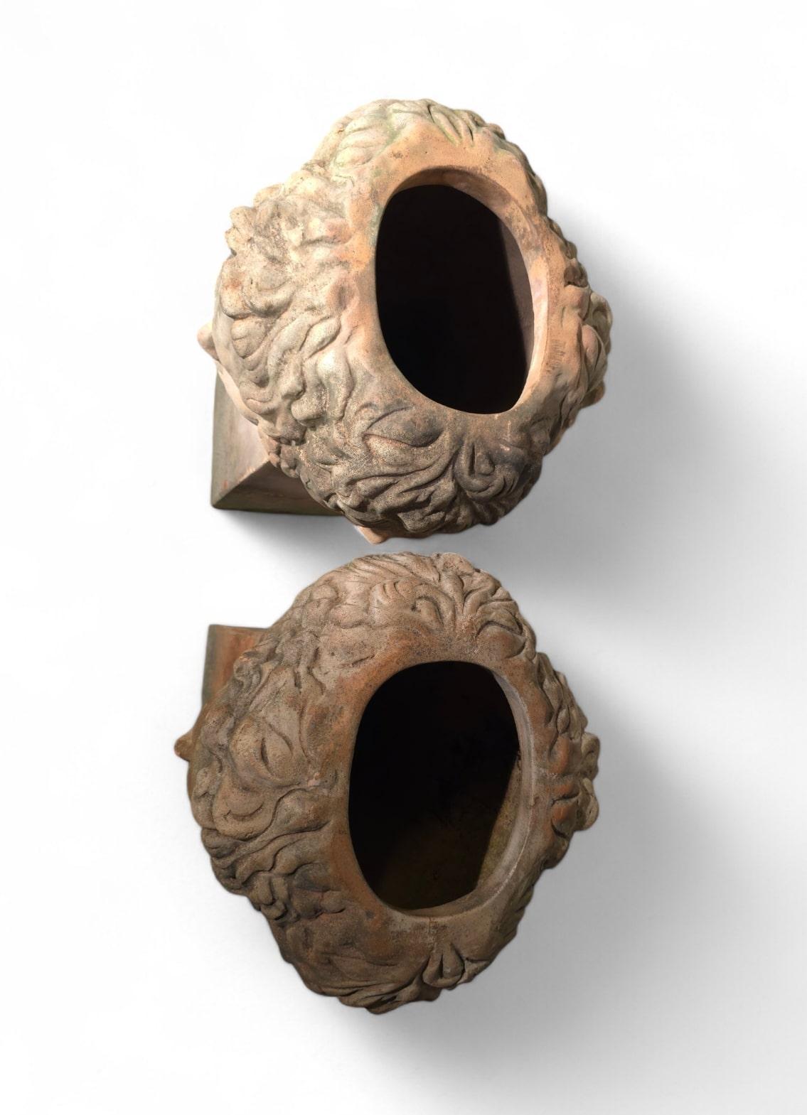 PLANTADORES DE TERRACOTTA TUSCANA GRANDE Terracota en venta