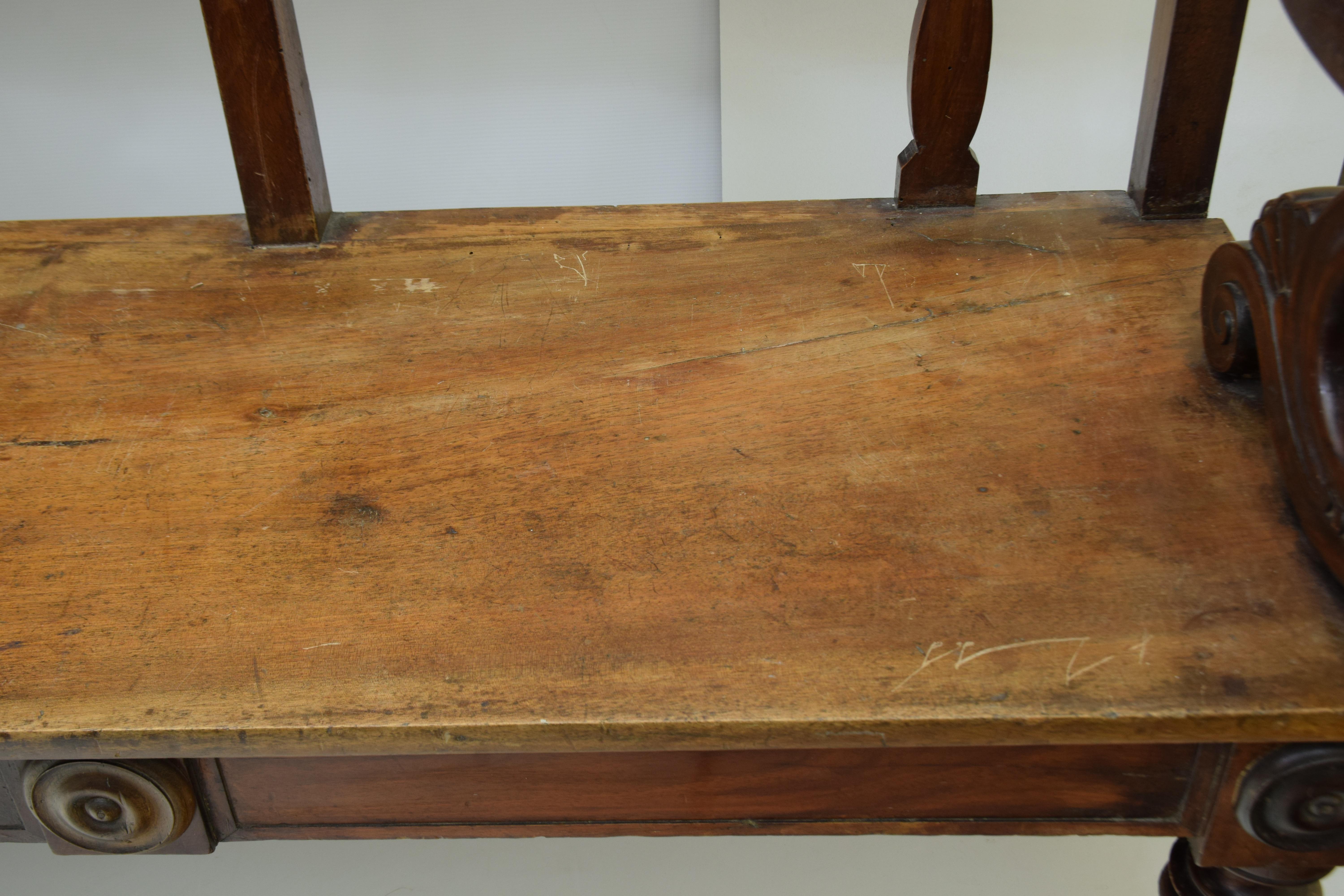 Large Tuscan Walnut Bench Early 19th Century with Carved Armrests 4