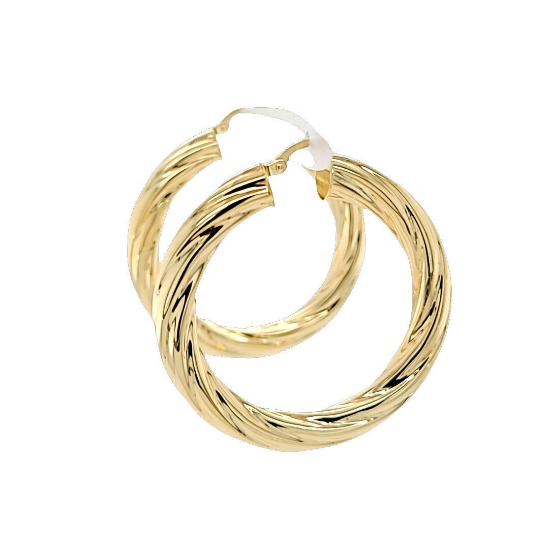 Large Twisted Yellow Gold Hoops In Good Condition For Sale In Coral Gables, FL