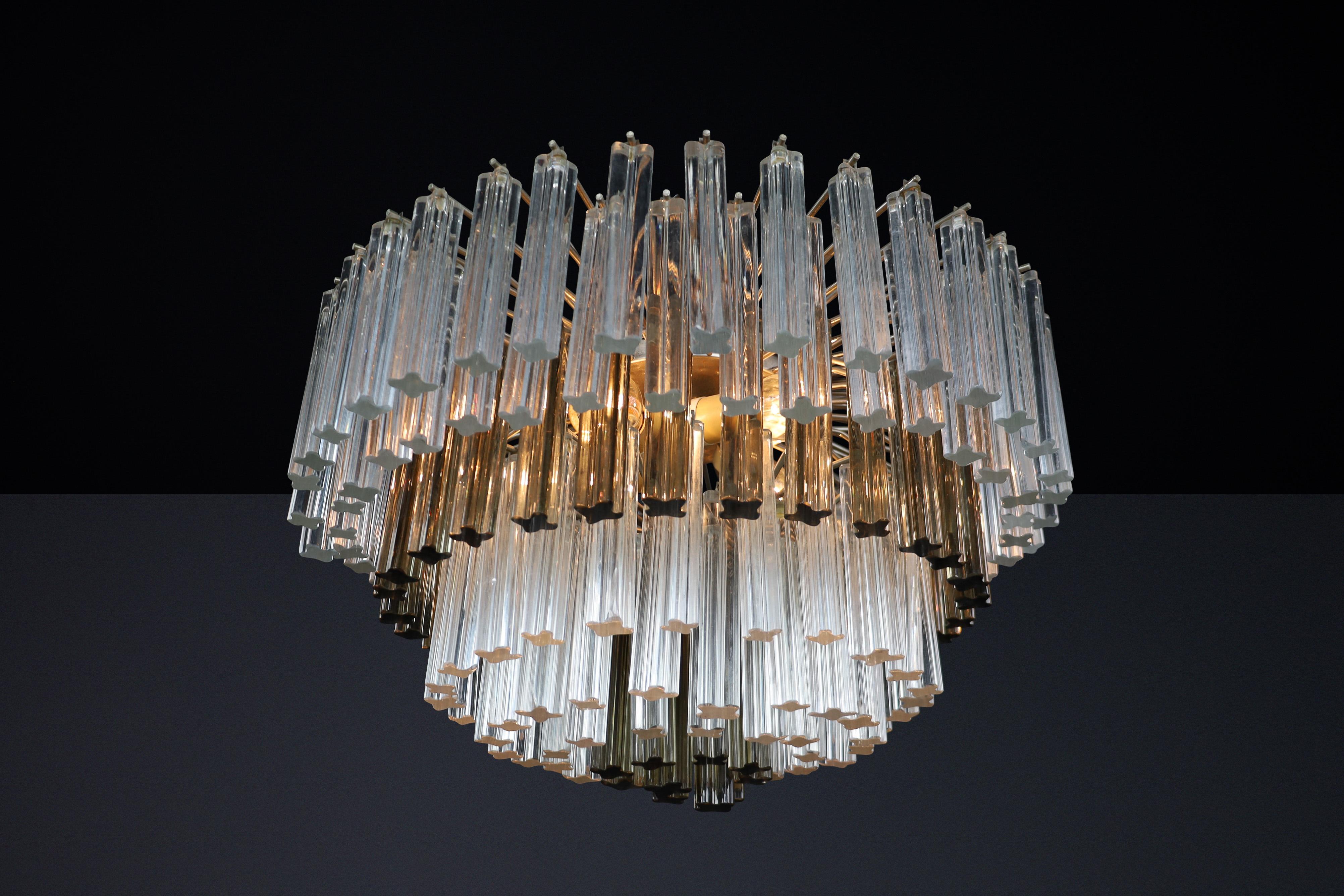 Grand lustre Venini en cristal bicolore à six niveaux, Italie, années 1960 en vente 2