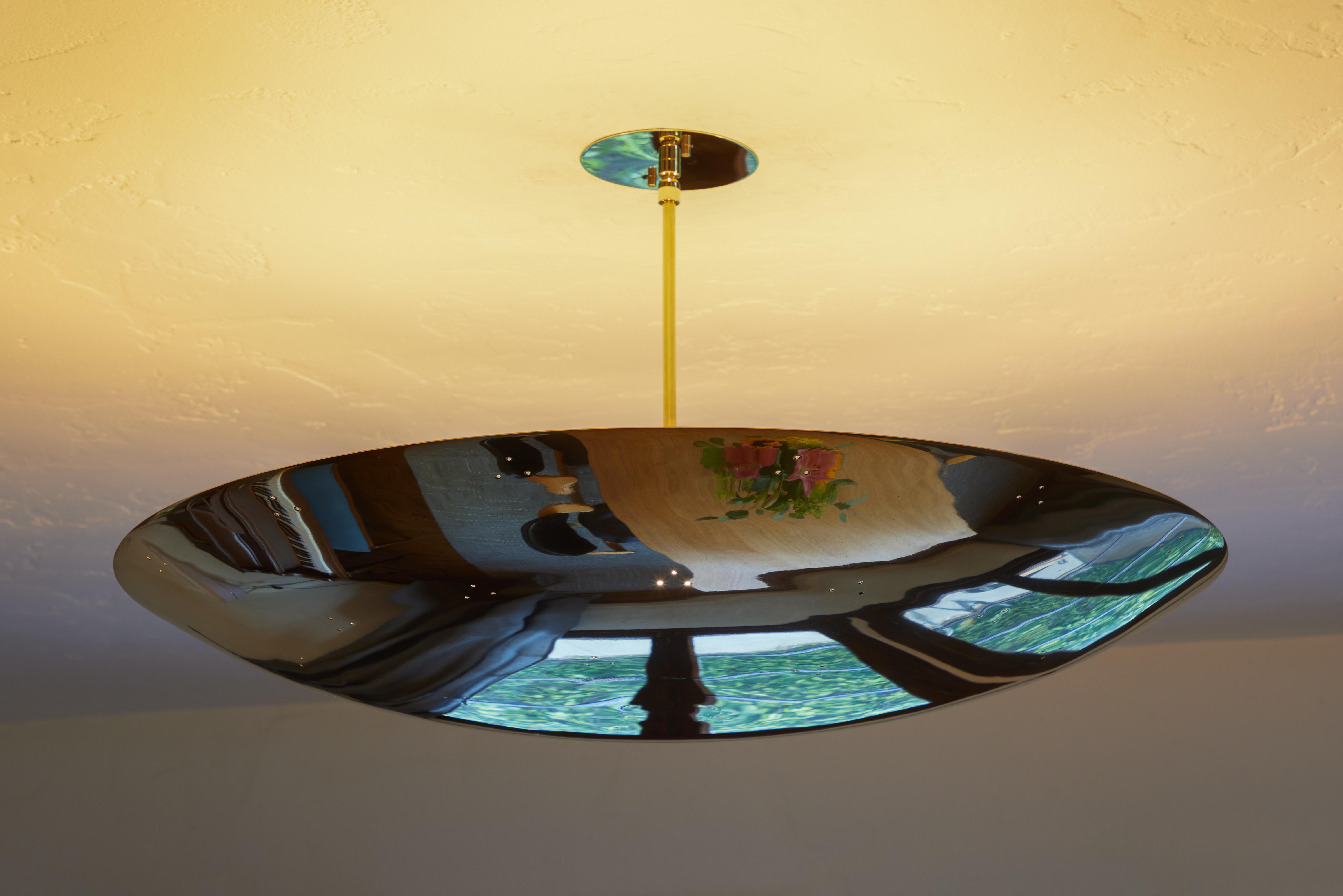 Großer Raul Reyes 'Rey 30' Perforierter Dome-Kronleuchter aus poliertem Messing im Angebot 7