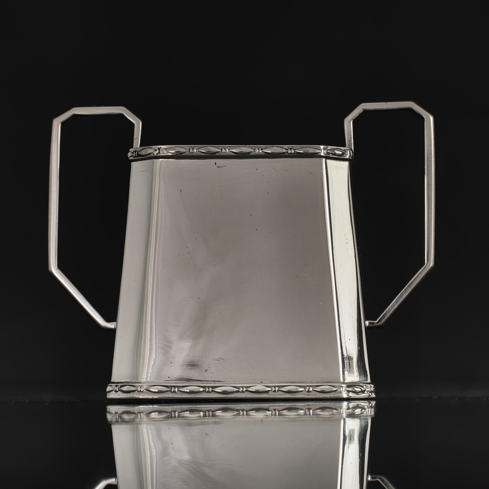 3-piece trapezoid Art Deco silver tea set For Sale 6