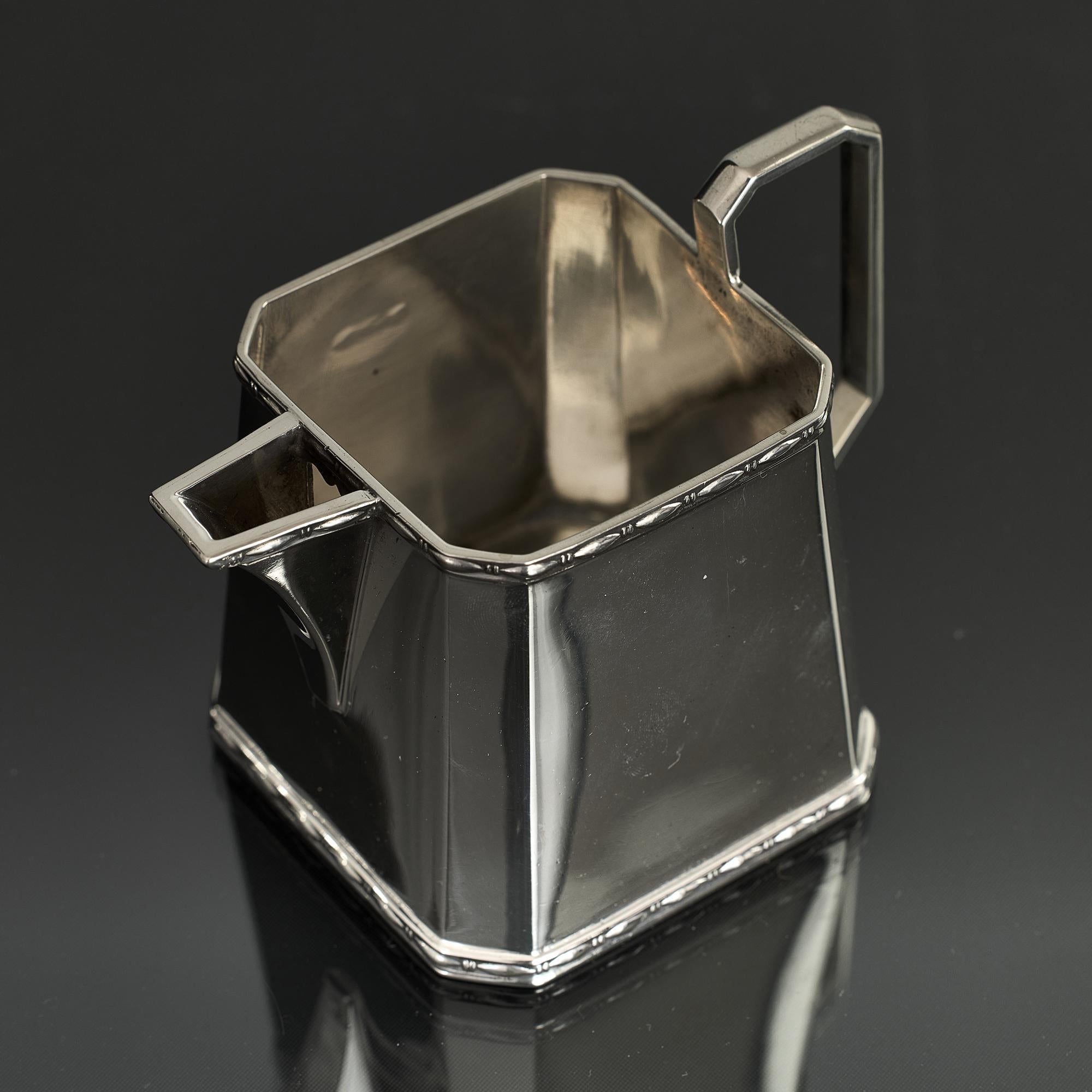 Servizio da tè in argento Art Deco a 3 pezzi trapezoidali in vendita 2