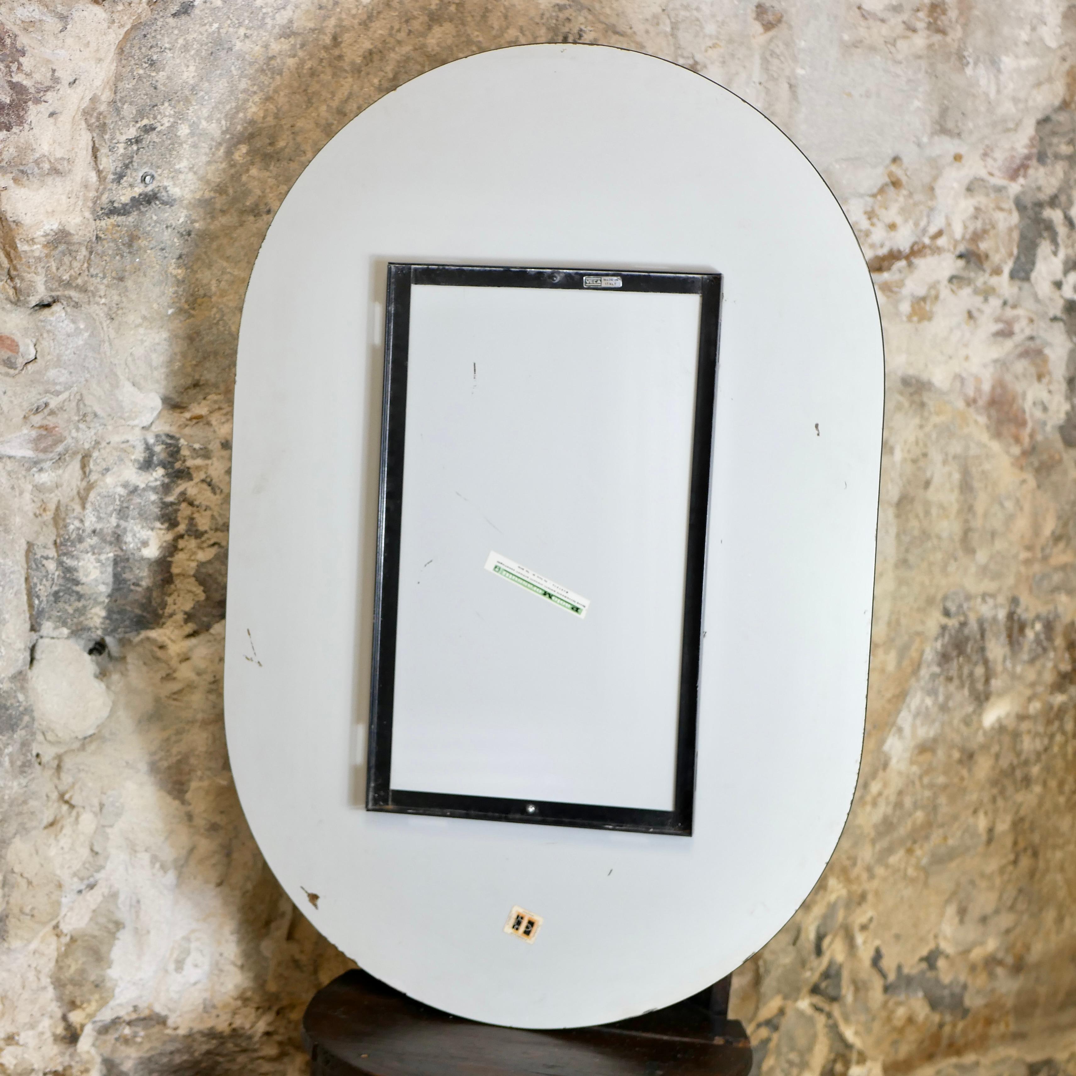 Large two layers oval mirror by Veca, made in Italy, 1970s For Sale 13