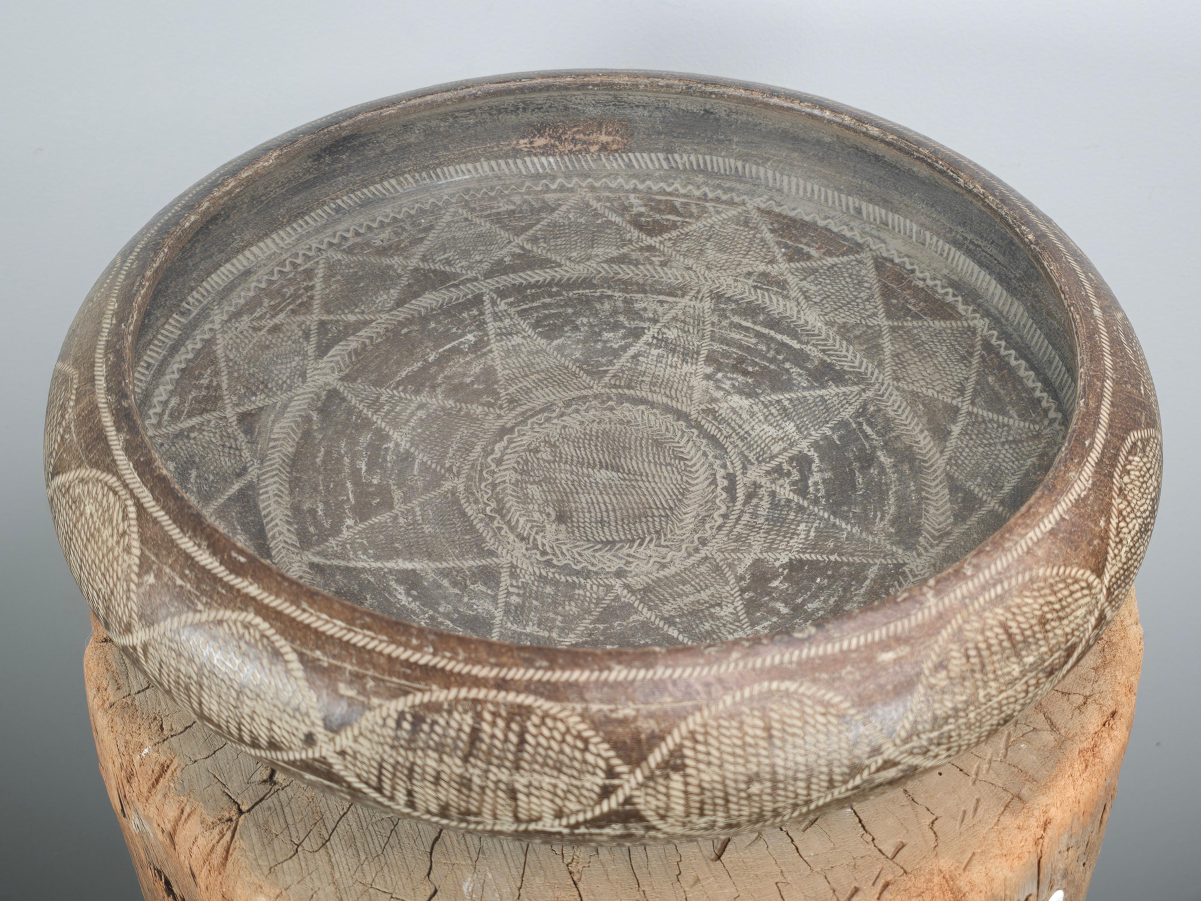 Grand bol tribal Ugo Zaccagnini Sgraffito en vente 3