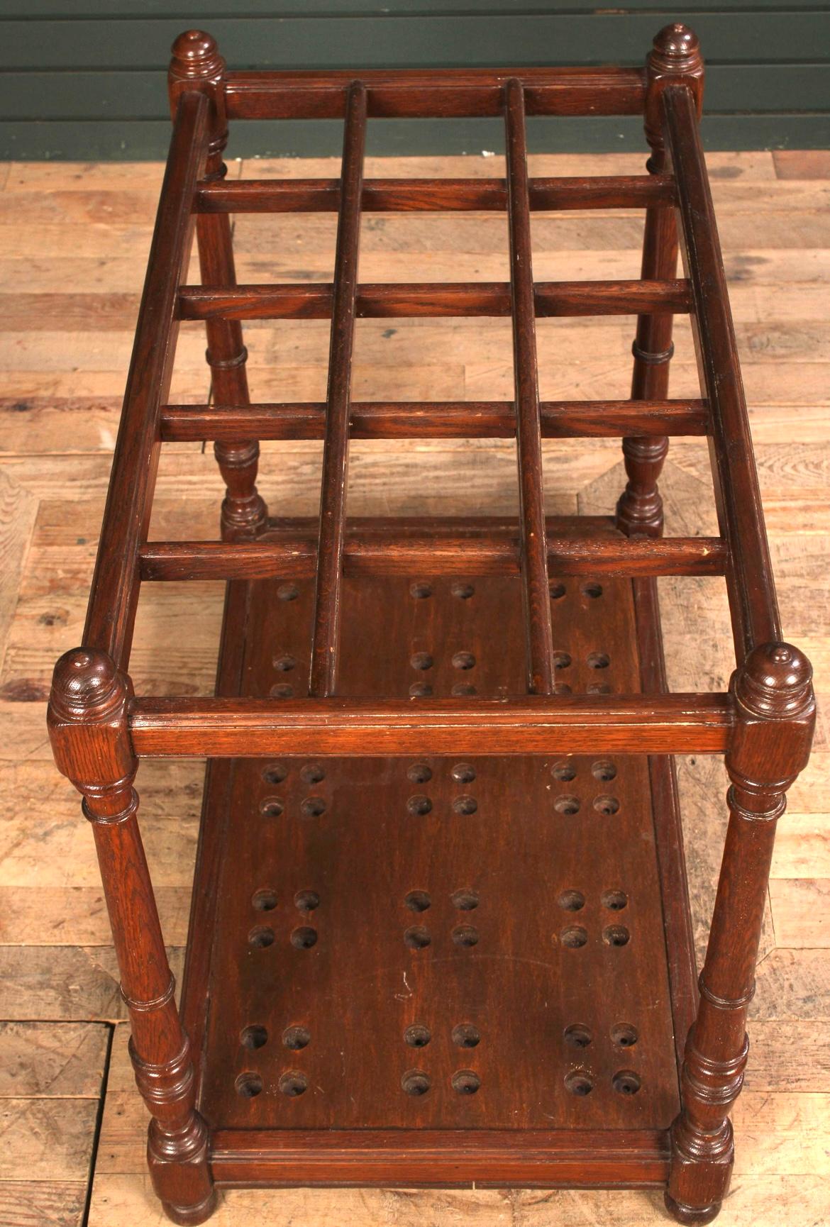 Chêne Grand Stand pour Umbrella, Circa 1890 en vente