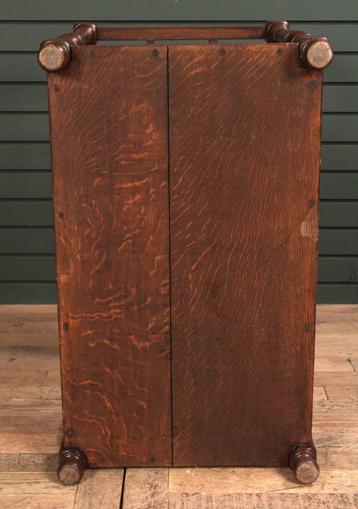 Grand Stand pour Umbrella, Circa 1890 en vente 1