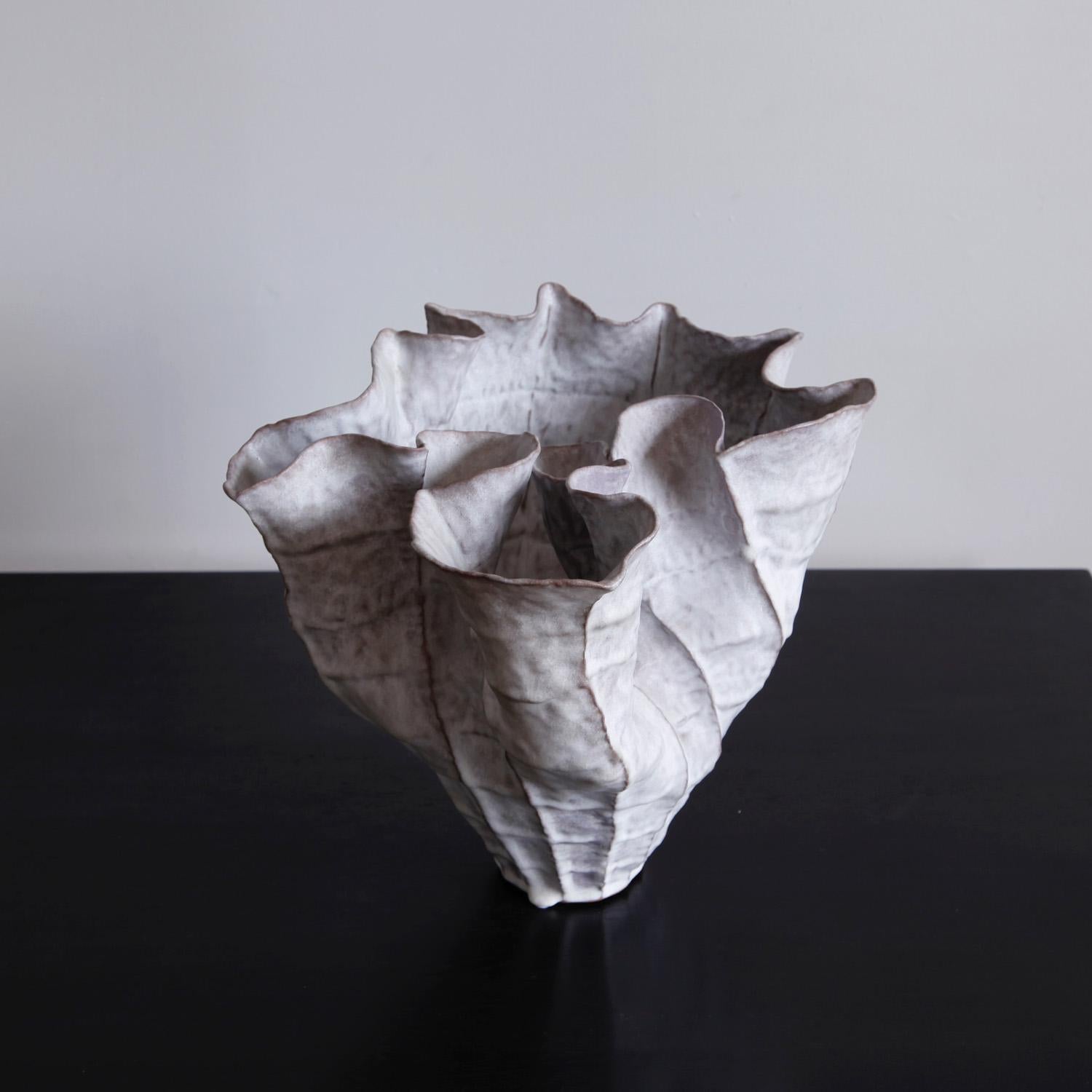 Large Undulating Stoneware Vessel by Ceramicist Young Mi Kim In New Condition For Sale In New York, NY