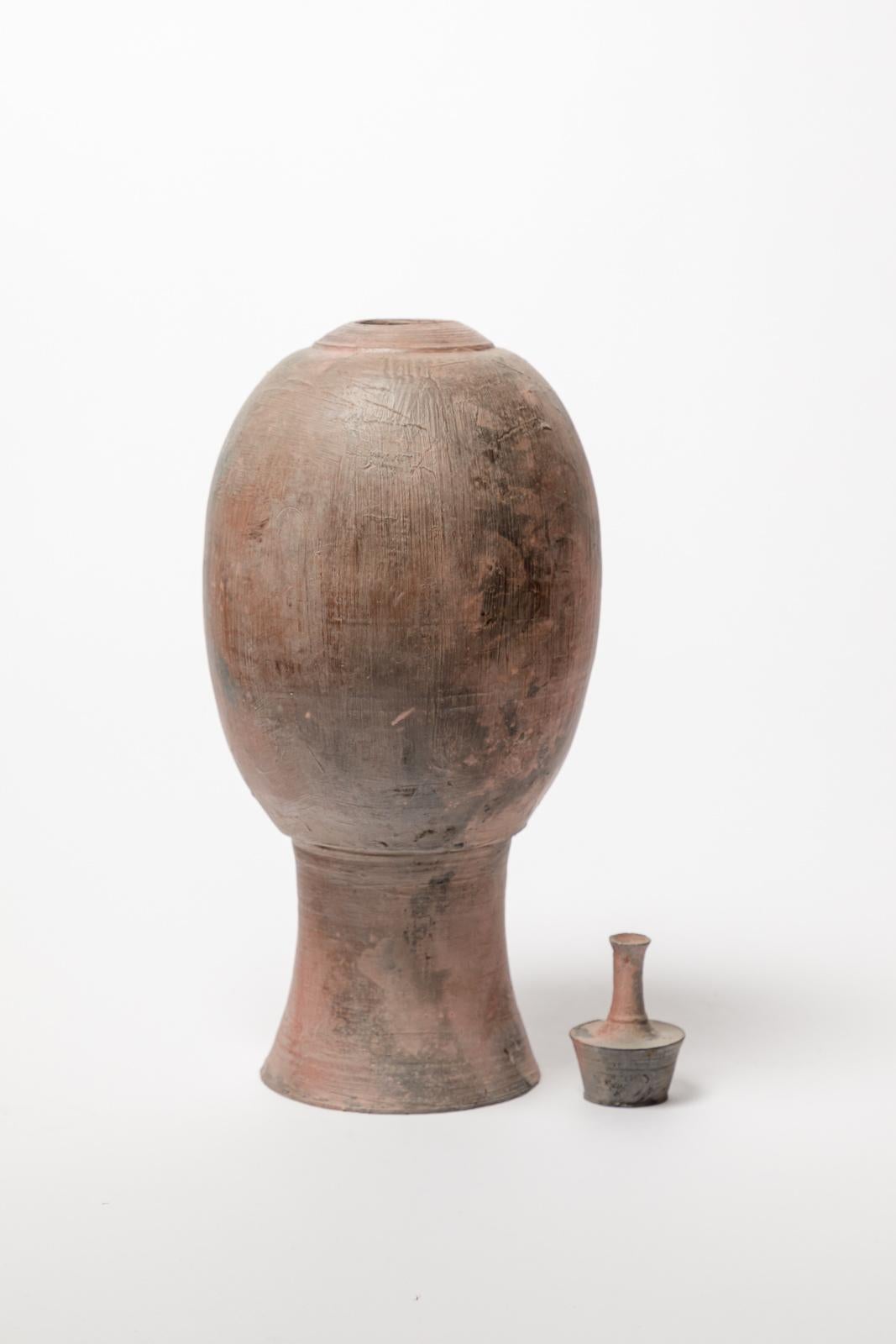 large unique decorative handmade grey smoked ceramic box by ATOI circa 2010 In Excellent Condition For Sale In Neuilly-en- sancerre, FR