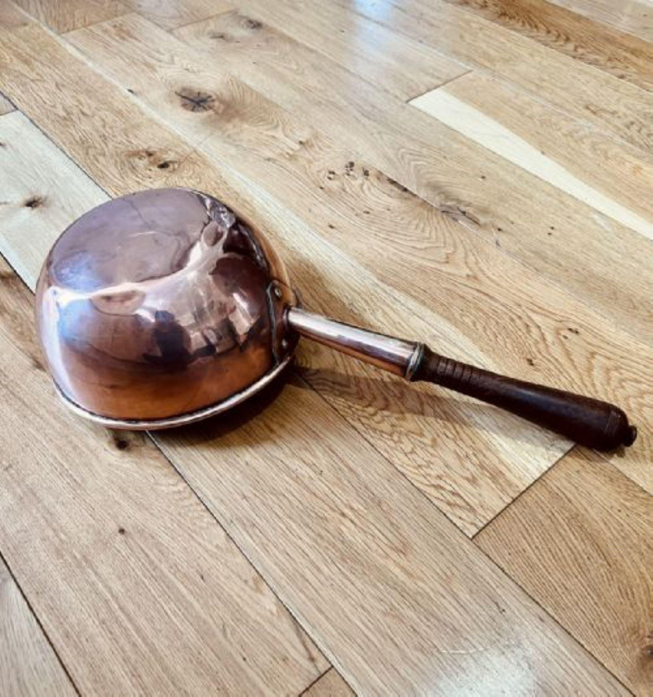 Copper Large unusual antique quality George III copper pan  For Sale