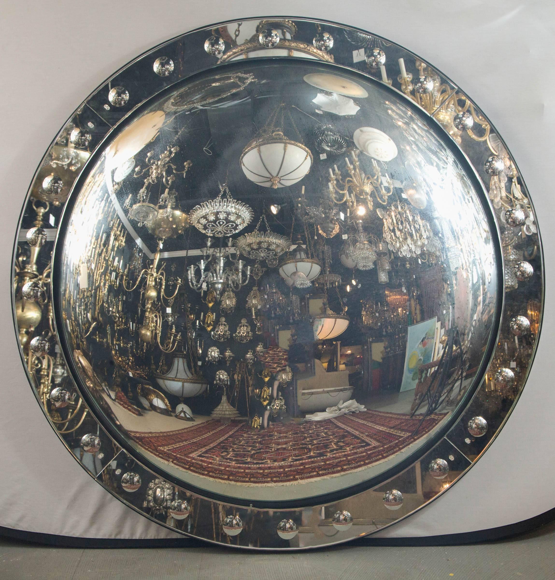 Large Unusual, circa 1960s English Edged and Convex Mirror In Excellent Condition For Sale In Stamford, CT