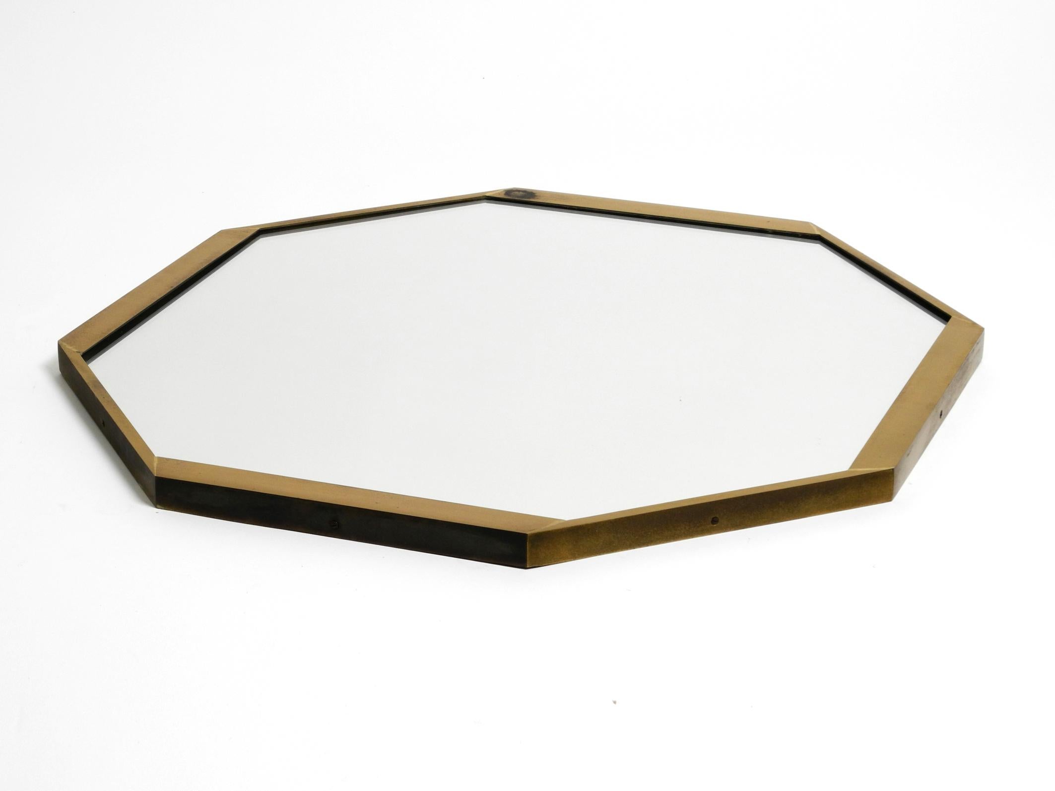 Large unusual Italian Mid Century Modern octagonal brass wall mirror  For Sale 12