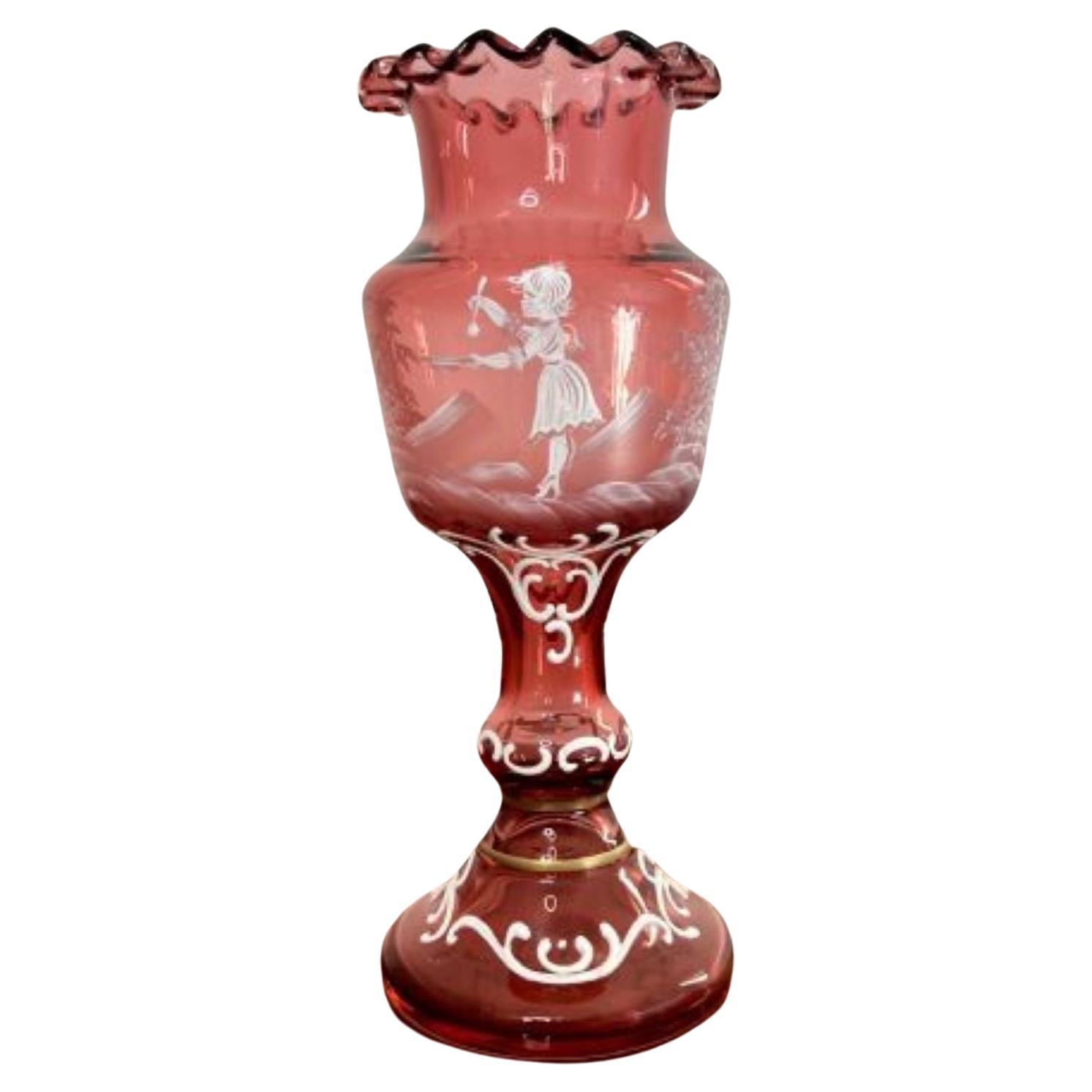 Große ungewöhnlich geformte antike Mary Gregory-Vase 