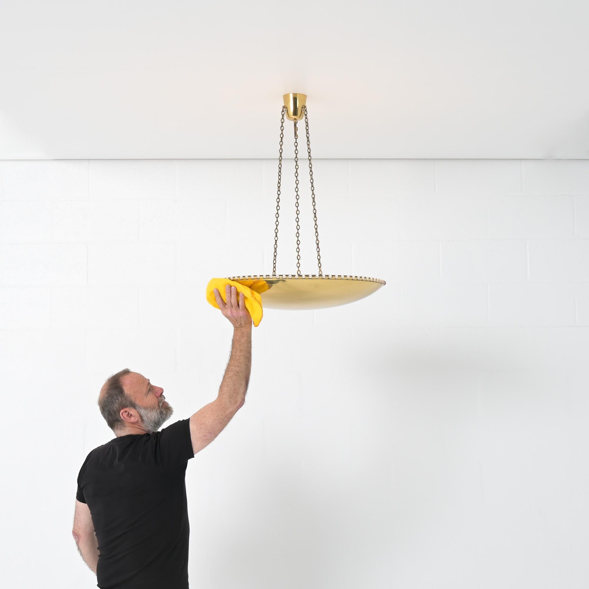 Large Uplight Brass Dome Chandelier J. T. Kalmar, Austria 1955 in vendita 13