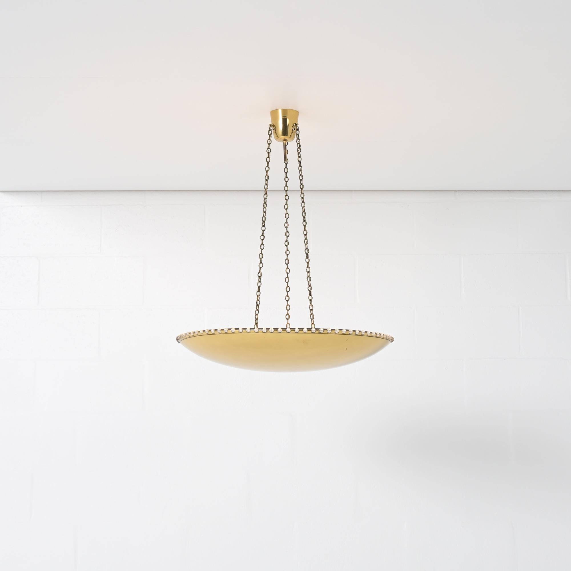 Austriaco Large Uplight Brass Dome Chandelier J. T. Kalmar, Austria 1955 in vendita