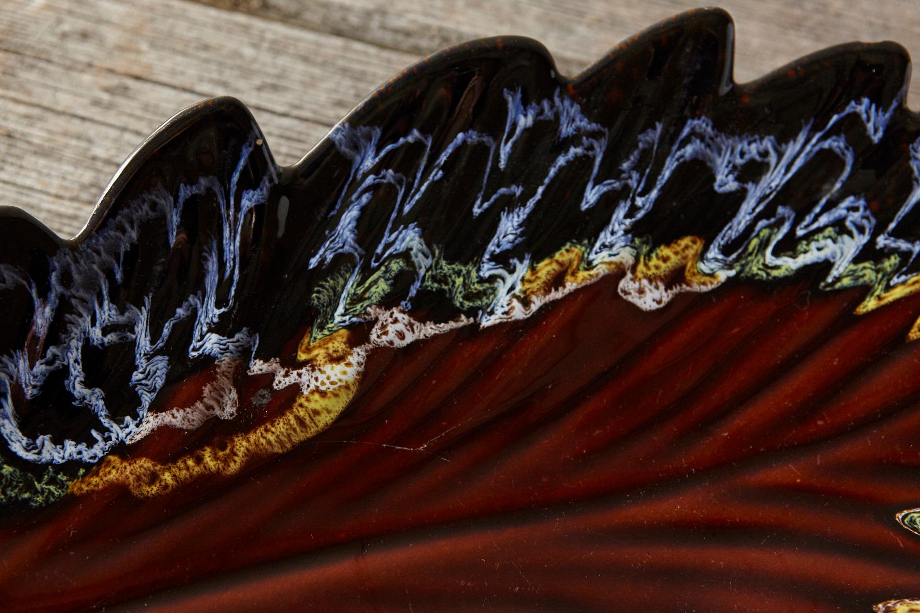 Große Vallauris Blatt Majolika-Platte, Frankreich, 1950er Jahre (Moderne der Mitte des Jahrhunderts) im Angebot