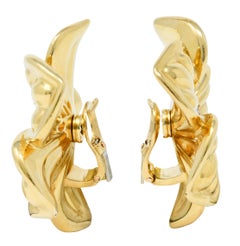 Large Van Cleef & Arpels French Diamond 18 Karat Gold Magnolia Ear-Clip Earrings