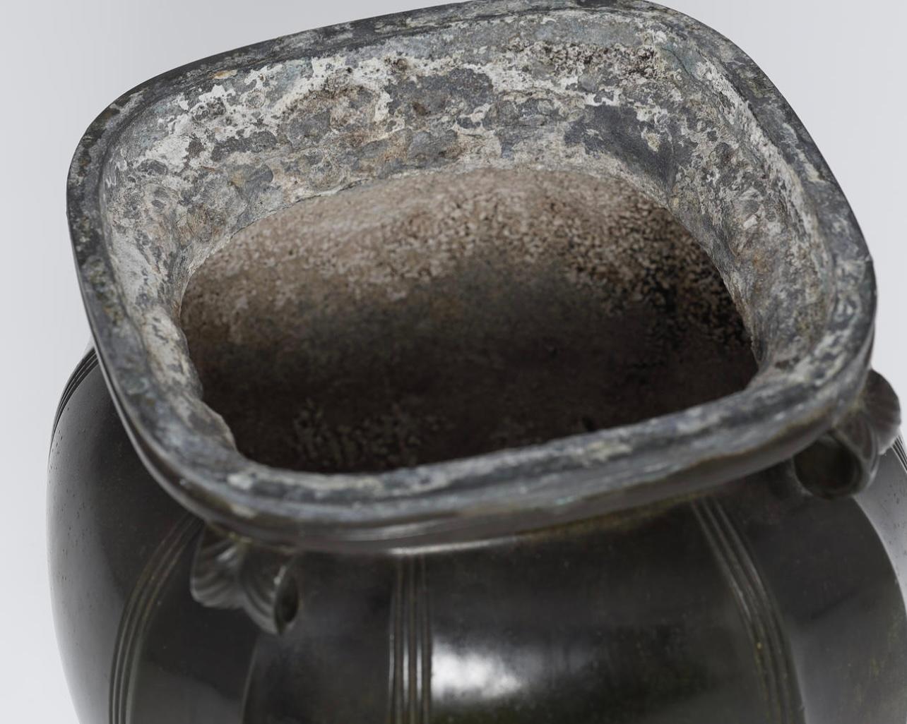 Metà XX secolo Vaso grande di Just Andersen, modello 1927 in vendita