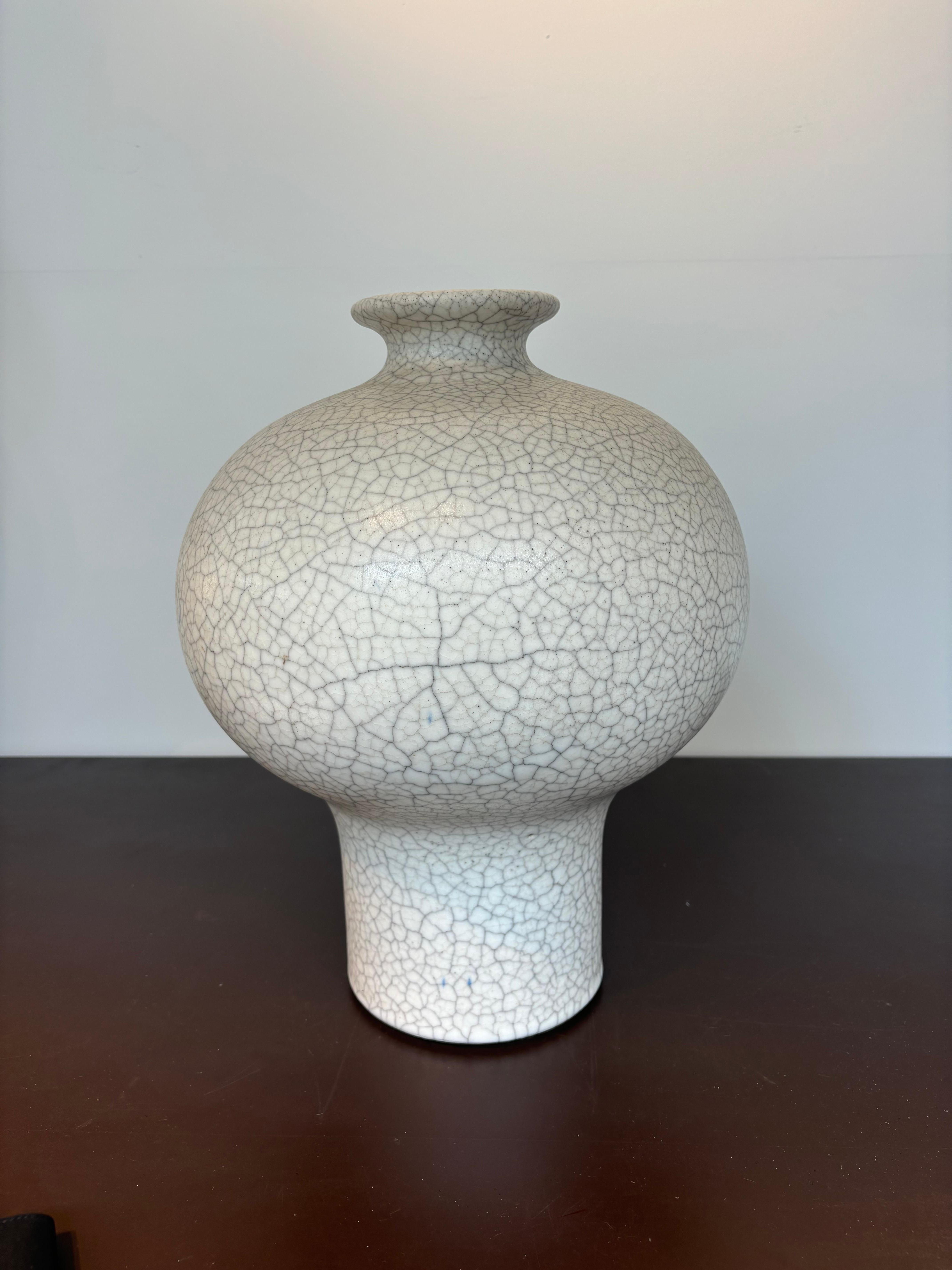Large vase by Primavera 8