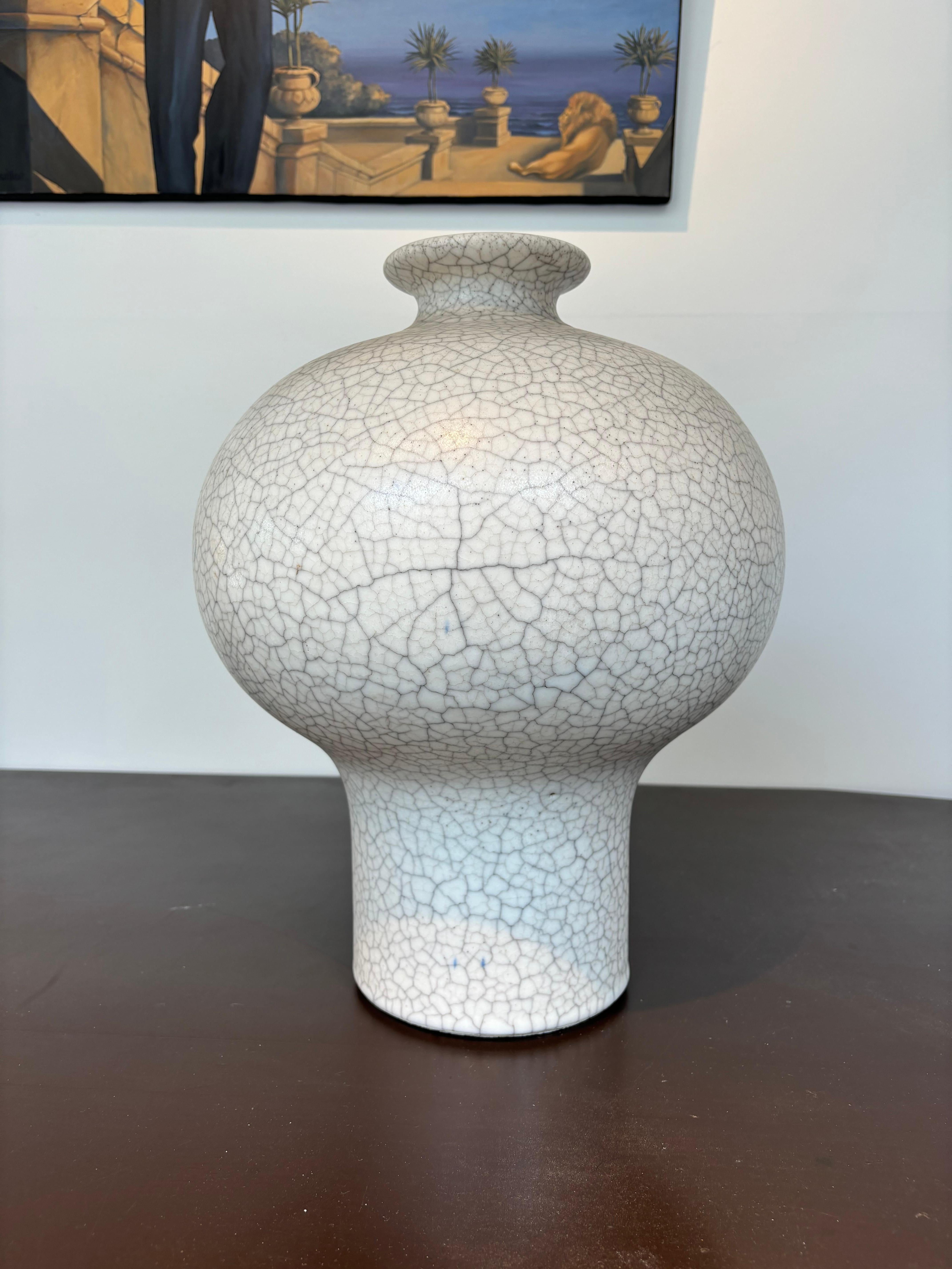 Français Large vase by Primavera