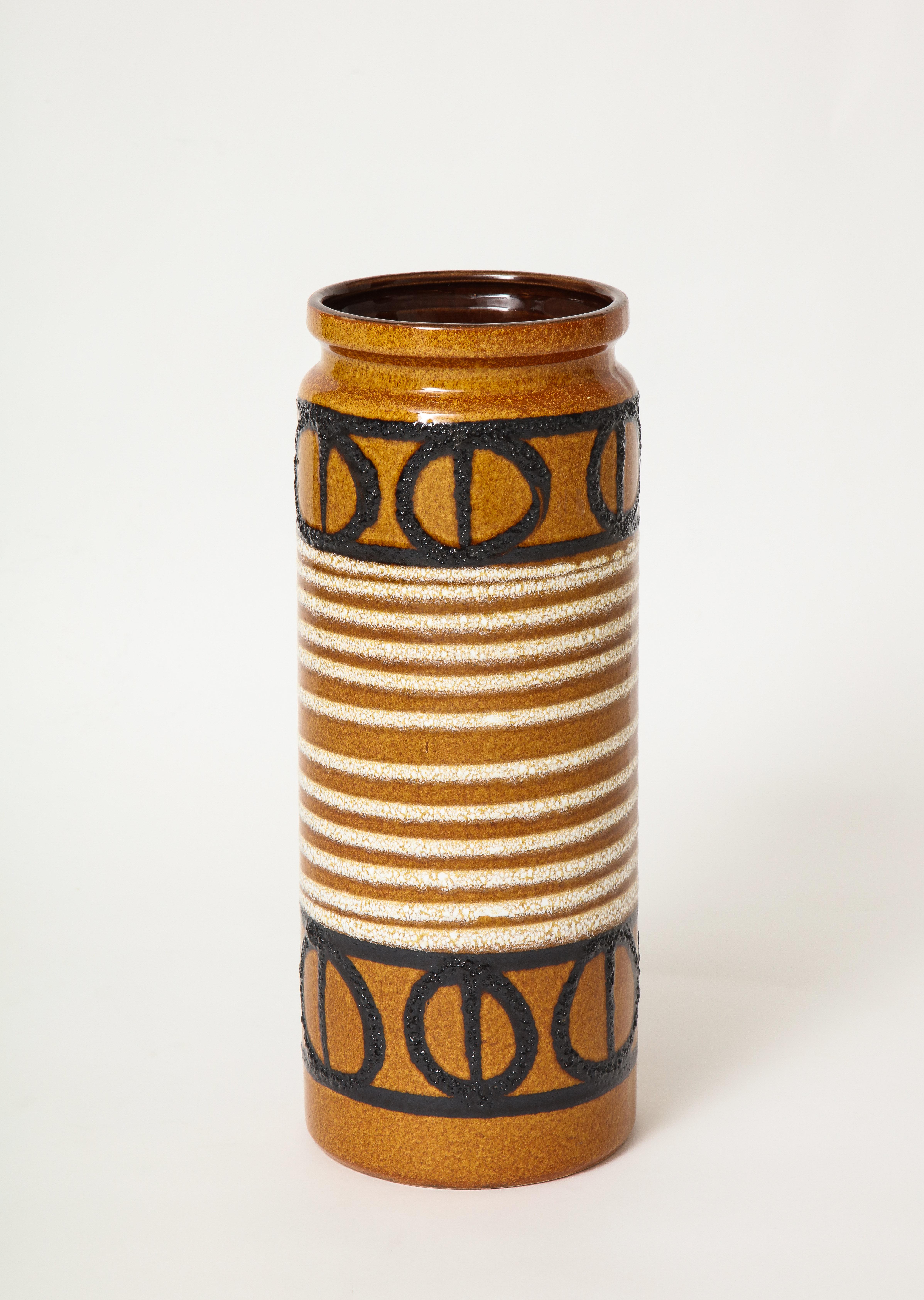 A large art pottery vase by Scheurich.
West Germany, circa 1970s
Size: 17