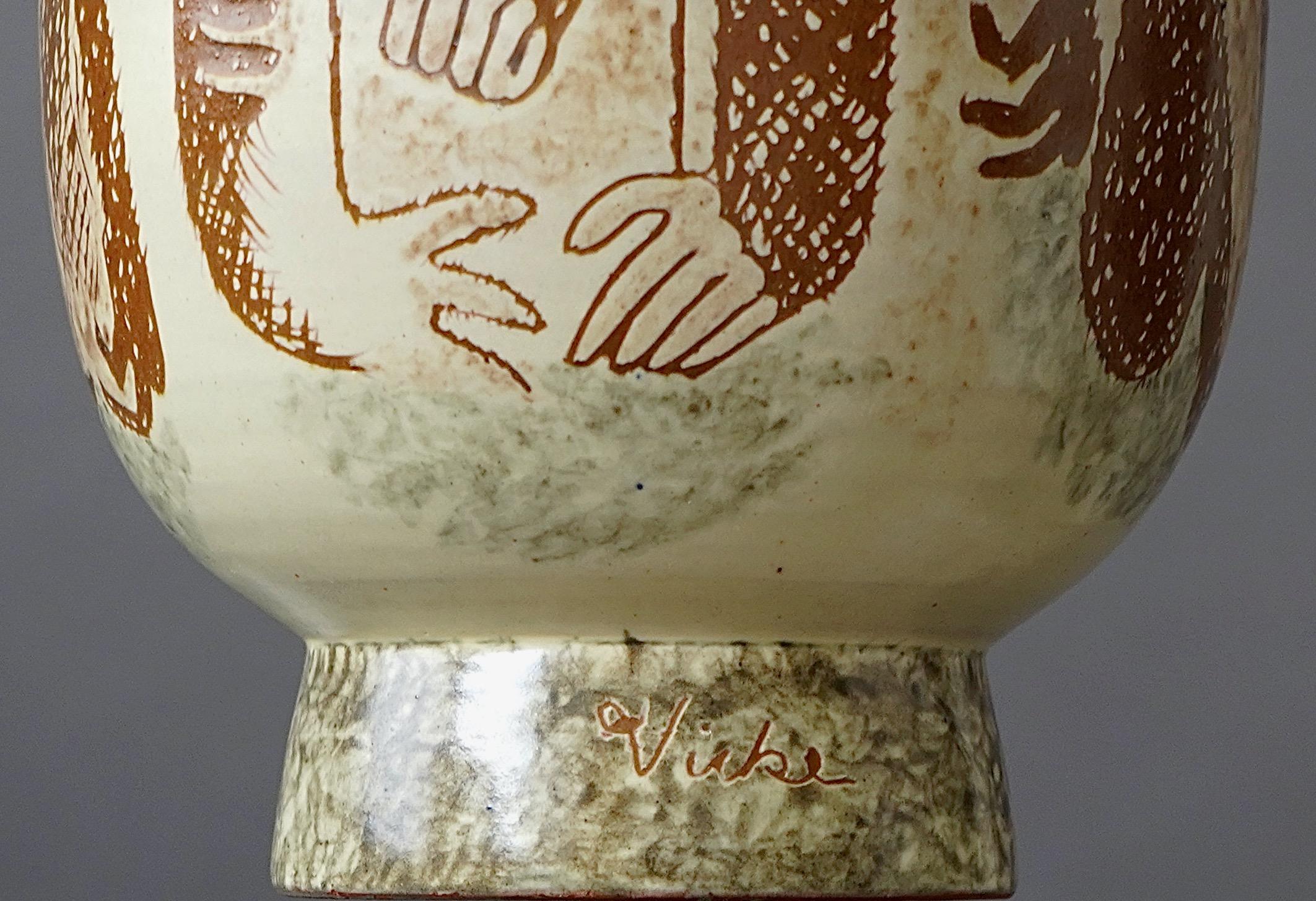 Ceramic Large Vase by Vicke Lindstrand. Upsala-Ekeby, Sweden, 1943. For Sale