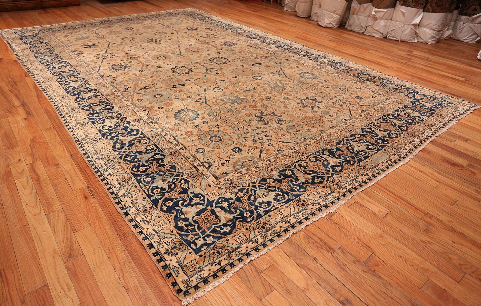 Antiker persischer Kerman-Teppich. Größe: 10 ft 4 in x 16 ft 6 in (Wolle) im Angebot
