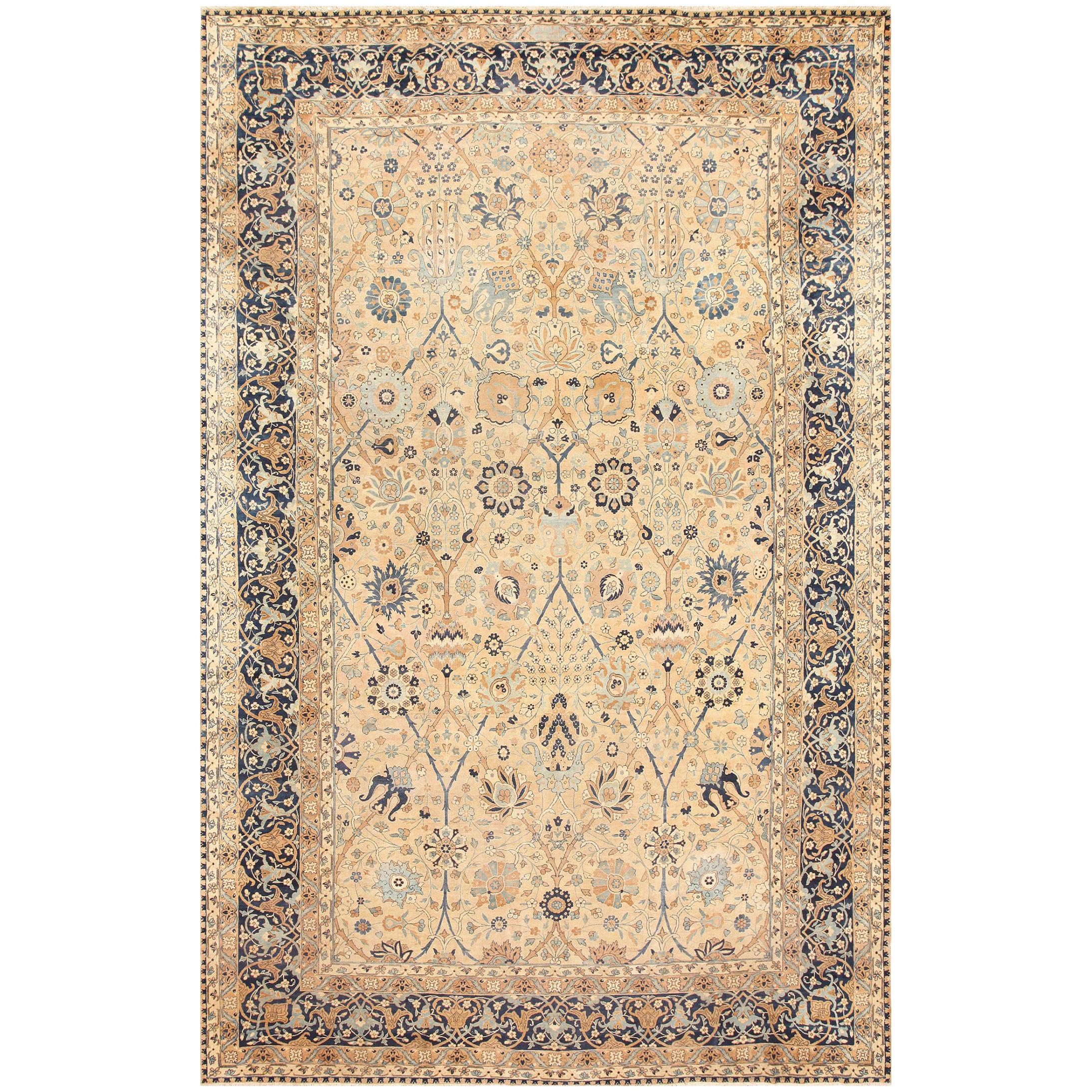 Tapis persan ancien de Kerman. Taille : 10 pieds 4 po. x 16 pieds 6 po.