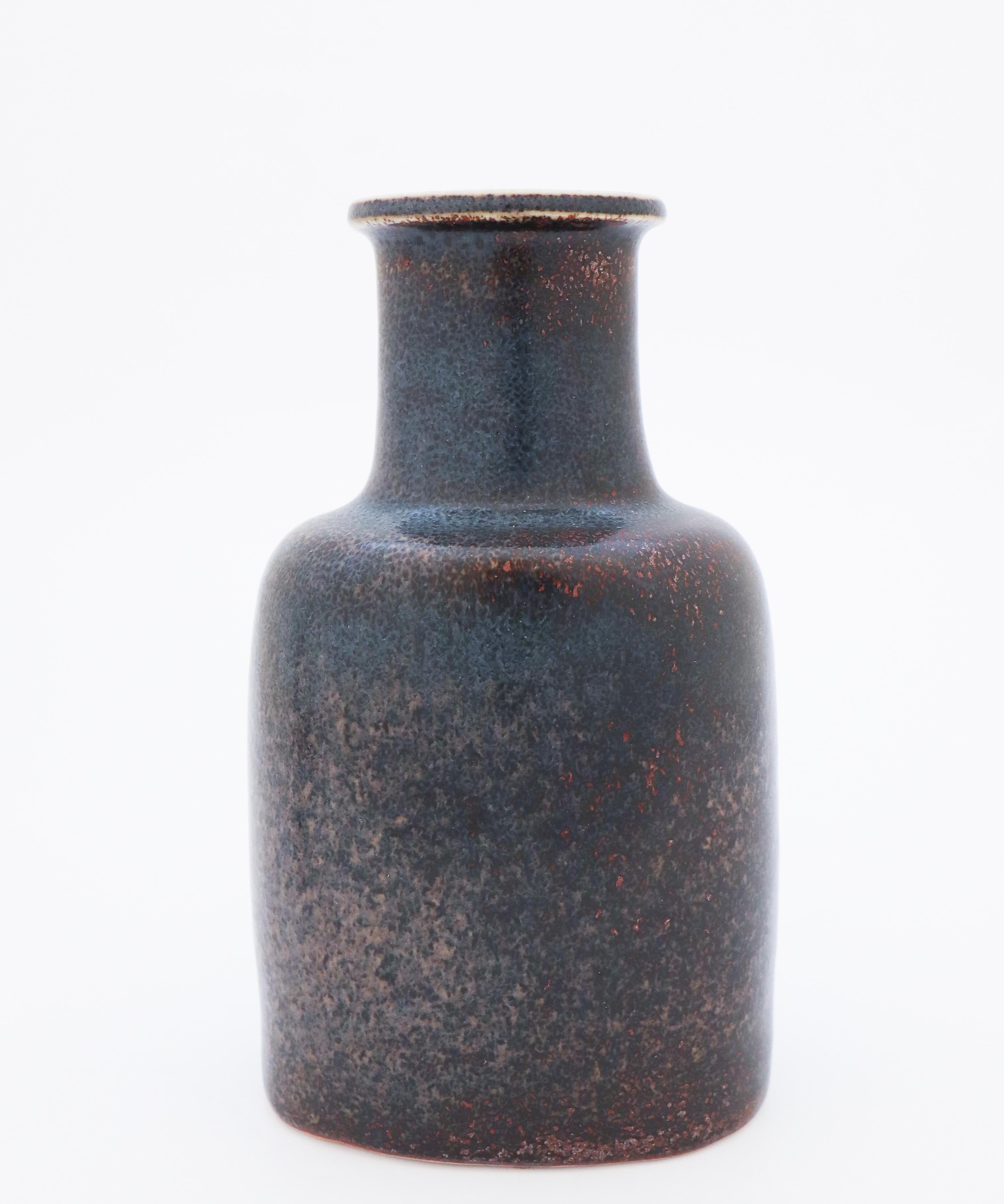 Große Vase aus Steingut, Stig Lindberg, Gustavsbergs Studio (Skandinavische Moderne) im Angebot