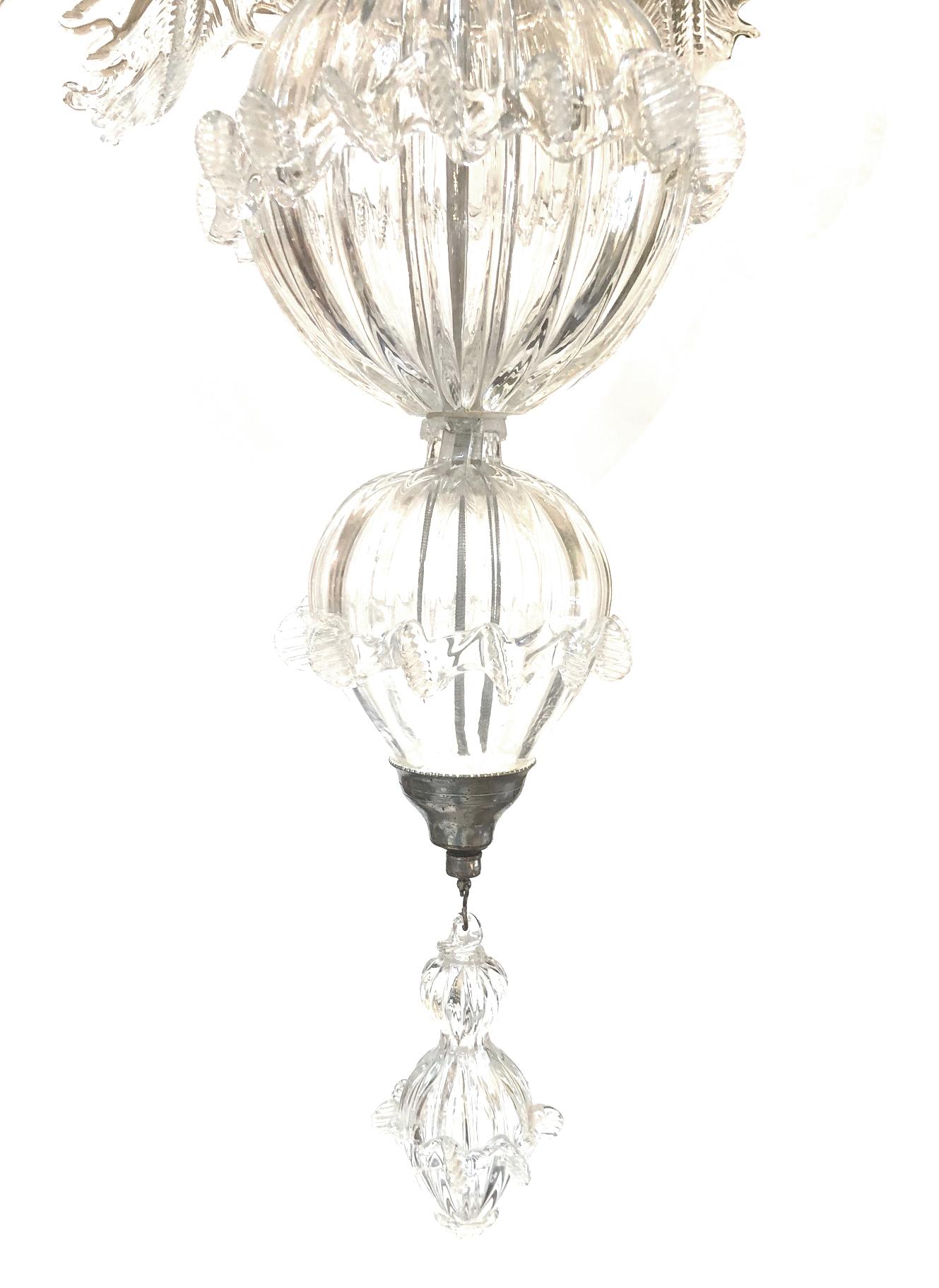 Großer venezianischer 6-Licht-Kronleuchter aus Muranoglas, 1950er oder früher im Angebot 1