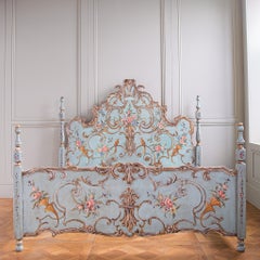 Large Venetian Bed With Original Hand Painted & Gilt Wood Finish