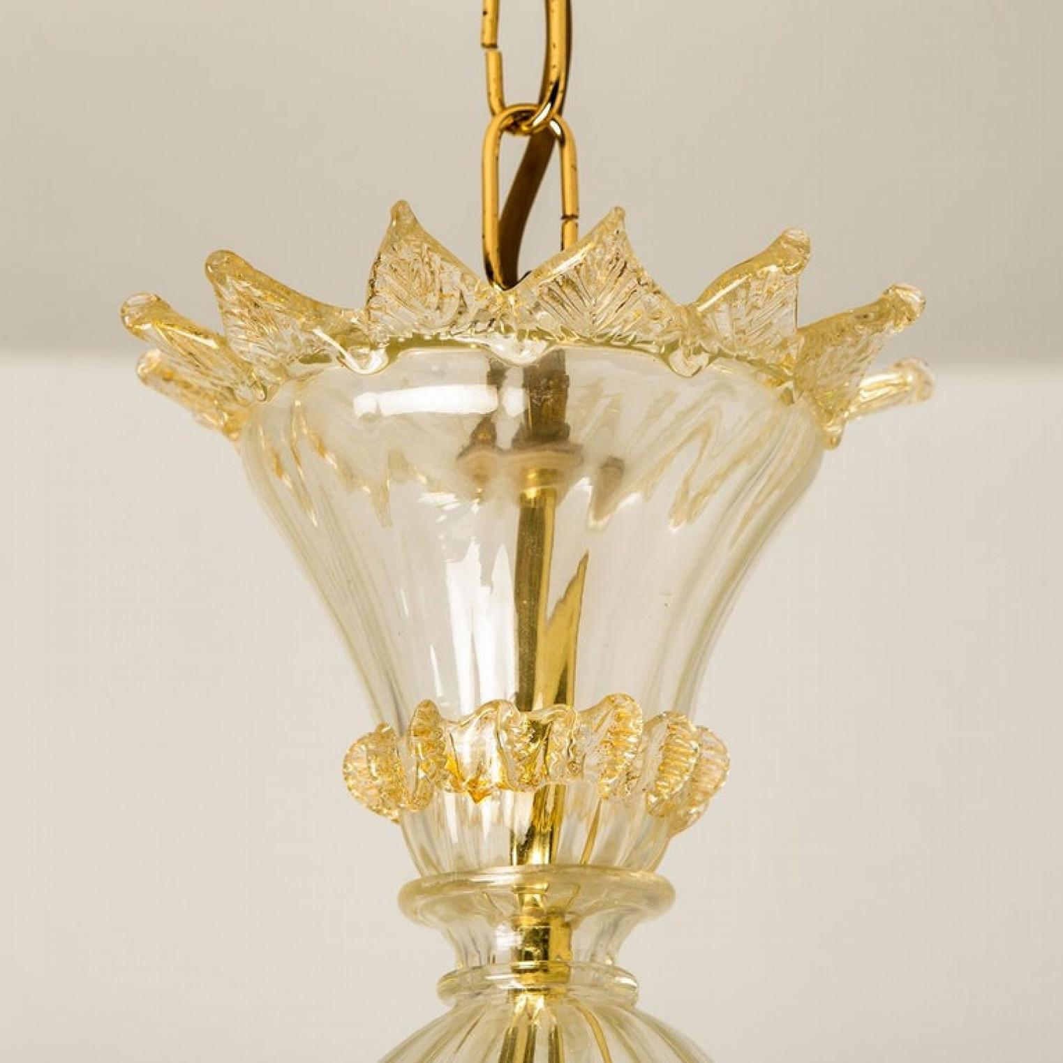 Large Venetian Chandelier in Gilded Murano Glass, by Barovier, 1950s For Sale 3