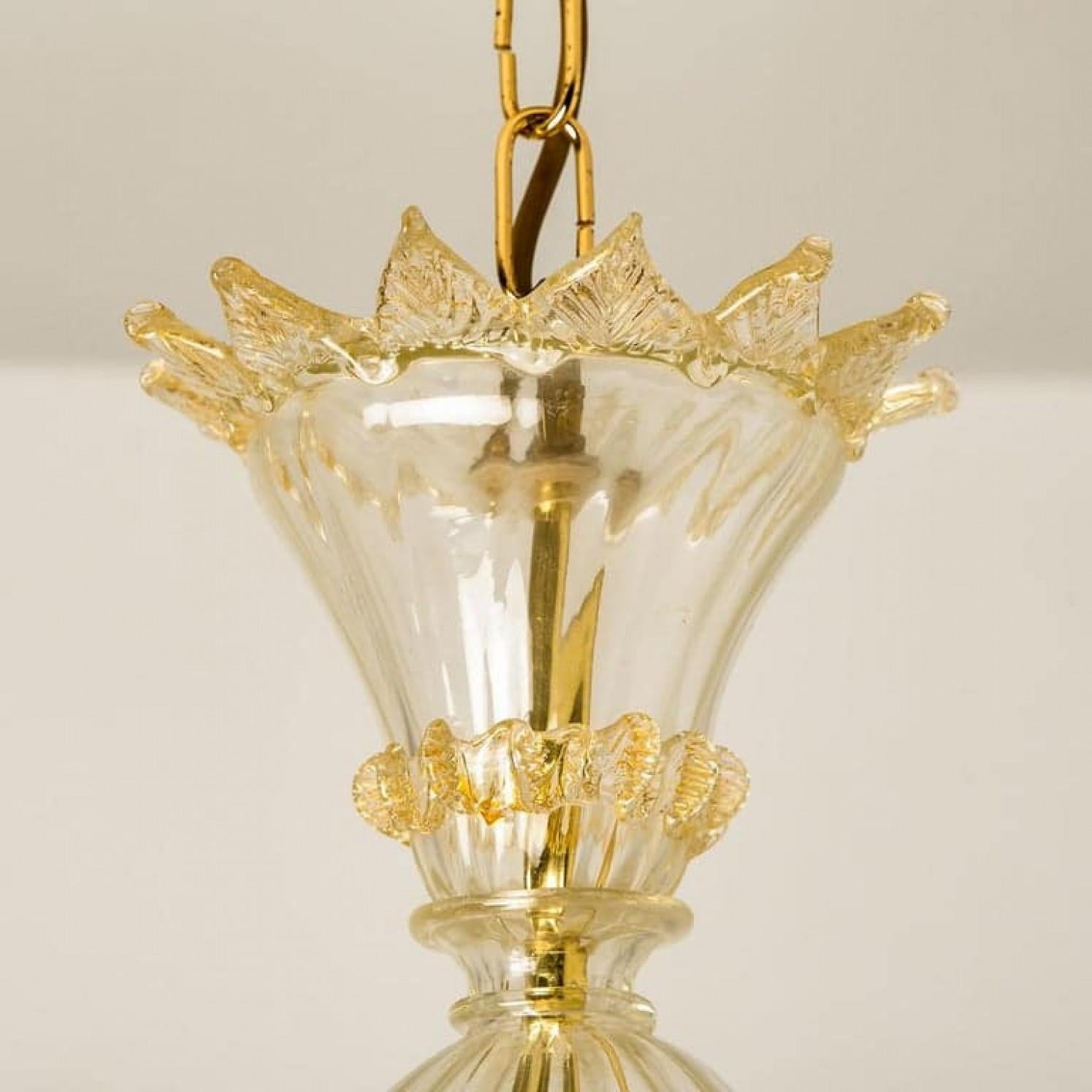 Grand lustre vénitien en verre de Murano doré, par Barovier, années 1950 en vente 3