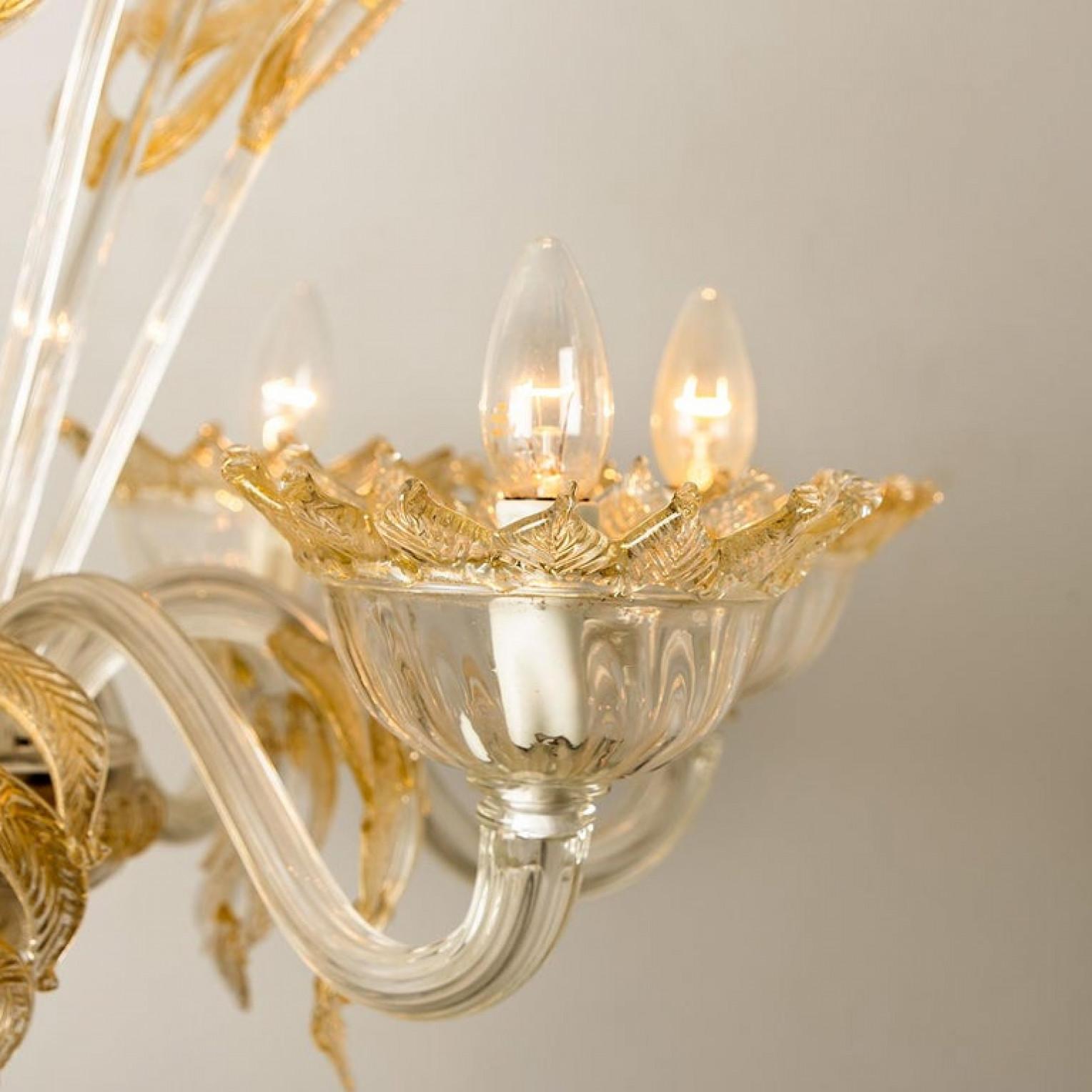 Large Venetian Chandelier in Gilded Murano Glass, by Barovier, 1950s For Sale 5