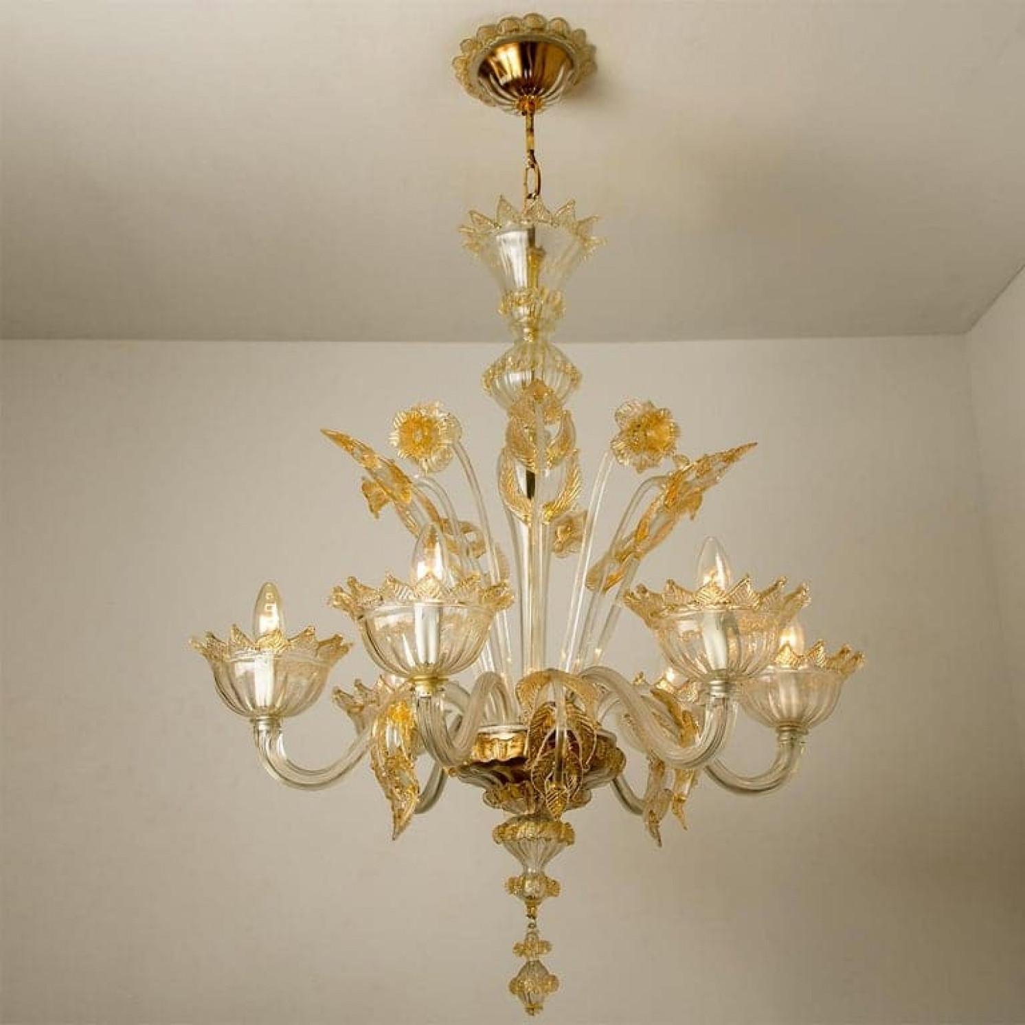 Grand lustre vénitien en verre de Murano doré, par Barovier, années 1950 en vente 6