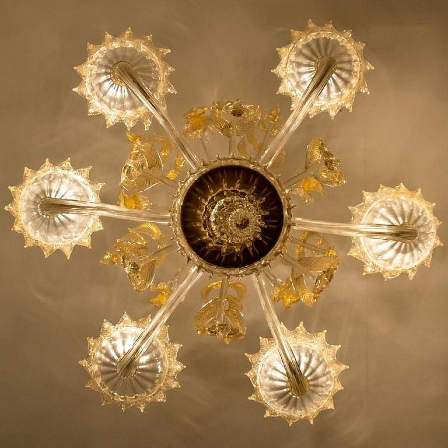Large Venetian Chandelier in Gilded Murano Glass, by Barovier, 1950s For Sale 8